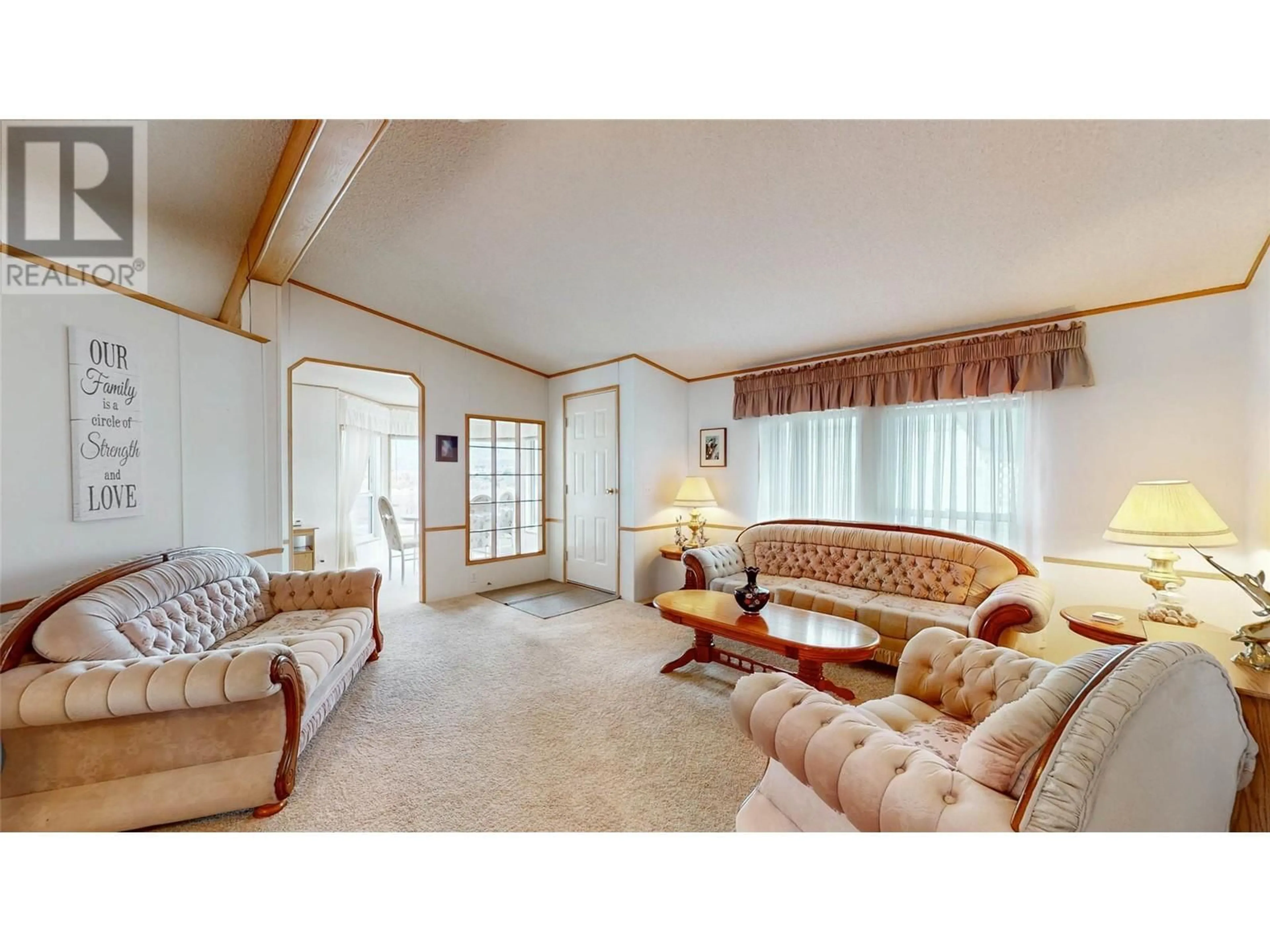 Living room with furniture, unknown for 35 - 6822 LEIGHTON CRES CRESCENT, Oliver British Columbia V0H1T2