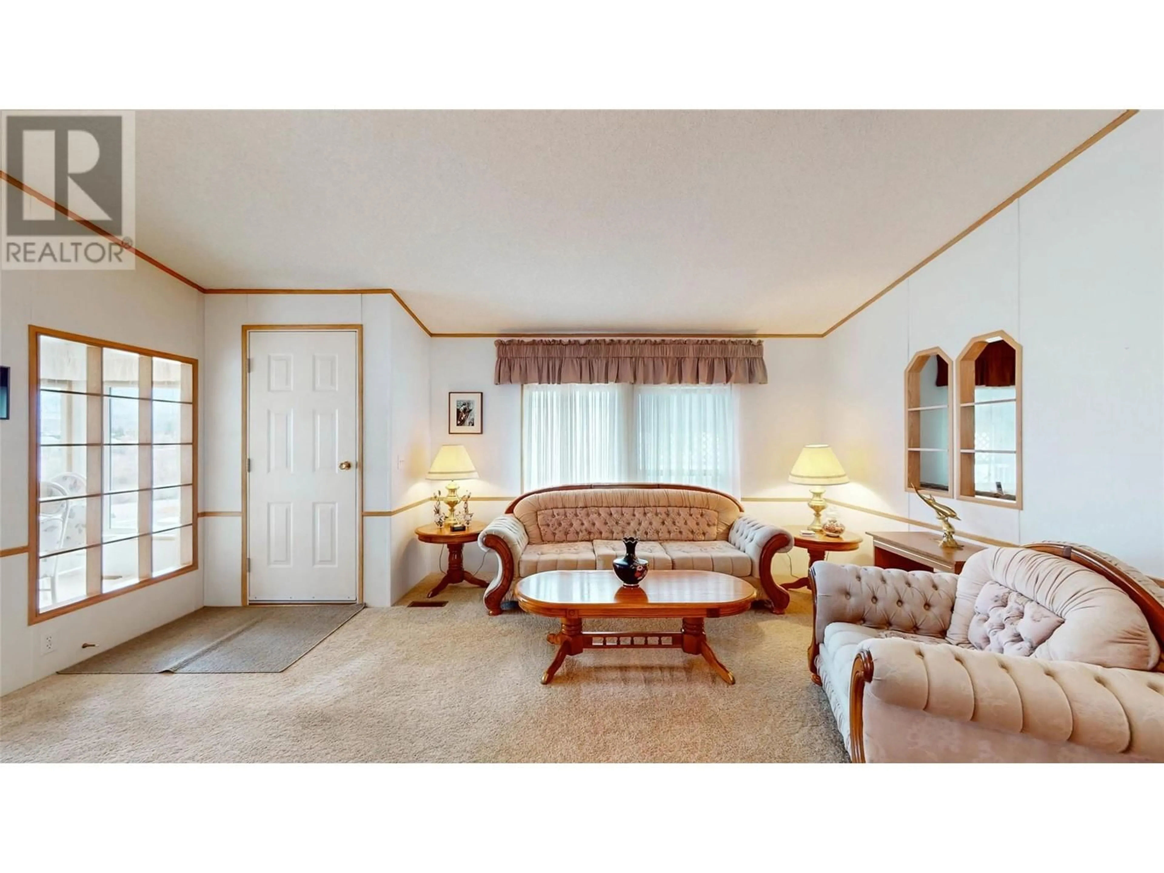 Living room with furniture, unknown for 35 - 6822 LEIGHTON CRES CRESCENT, Oliver British Columbia V0H1T2