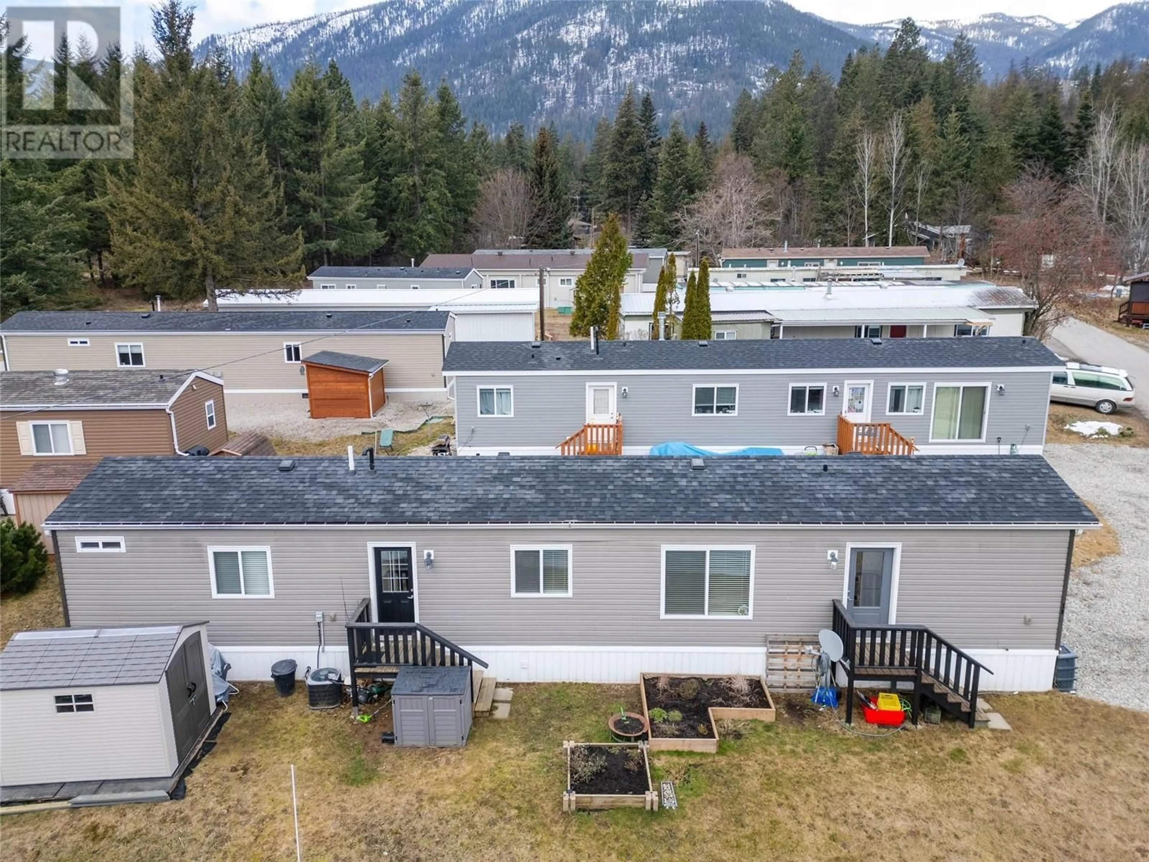 A pic from outside/outdoor area/front of a property/back of a property/a pic from drone, mountain view for 2905 LOWER SIX MILE Road Unit# 19, Nelson British Columbia V1L6L5