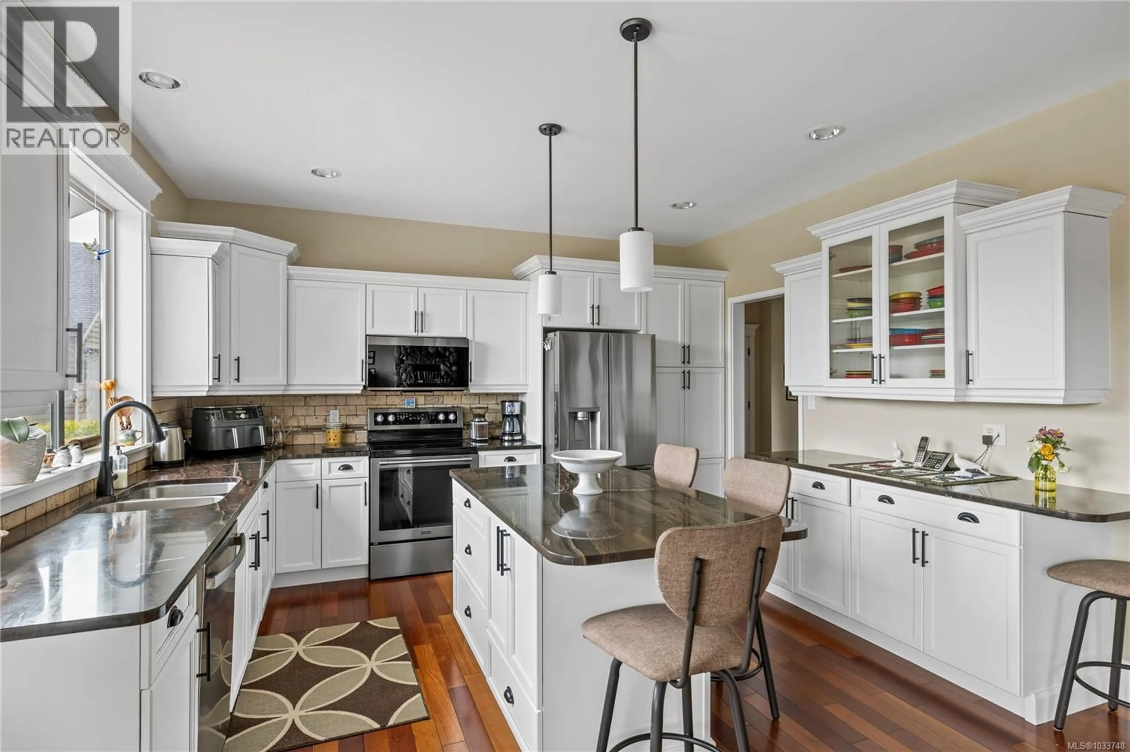 Open concept kitchen, ceramic/tile floor for 905 RIVERS EDGE DRIVE, Nanoose Bay British Columbia V9P9L6