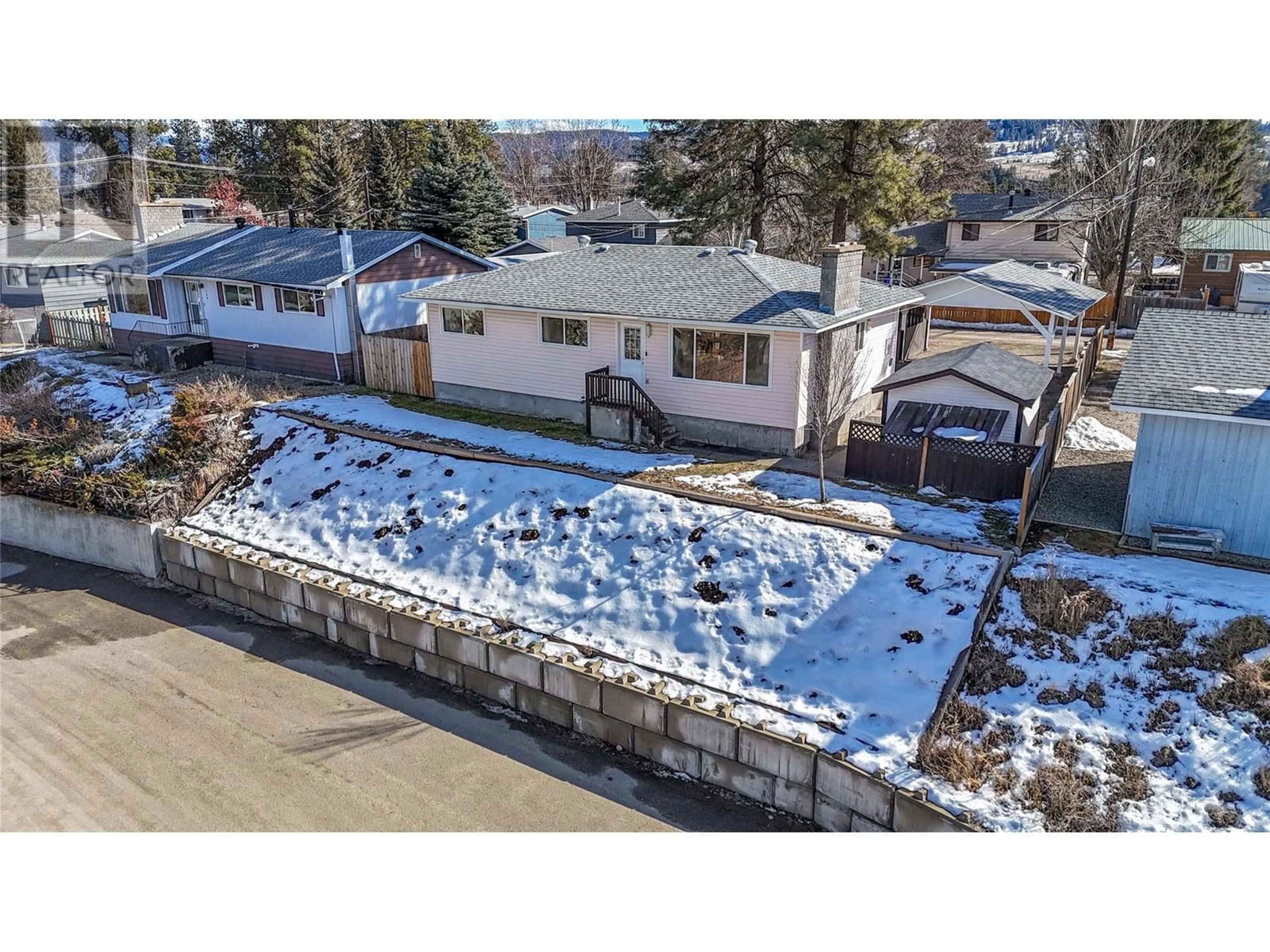 A pic from outside/outdoor area/front of a property/back of a property/a pic from drone, street for 286 Panorama Crescent, Princeton British Columbia V0X1W0