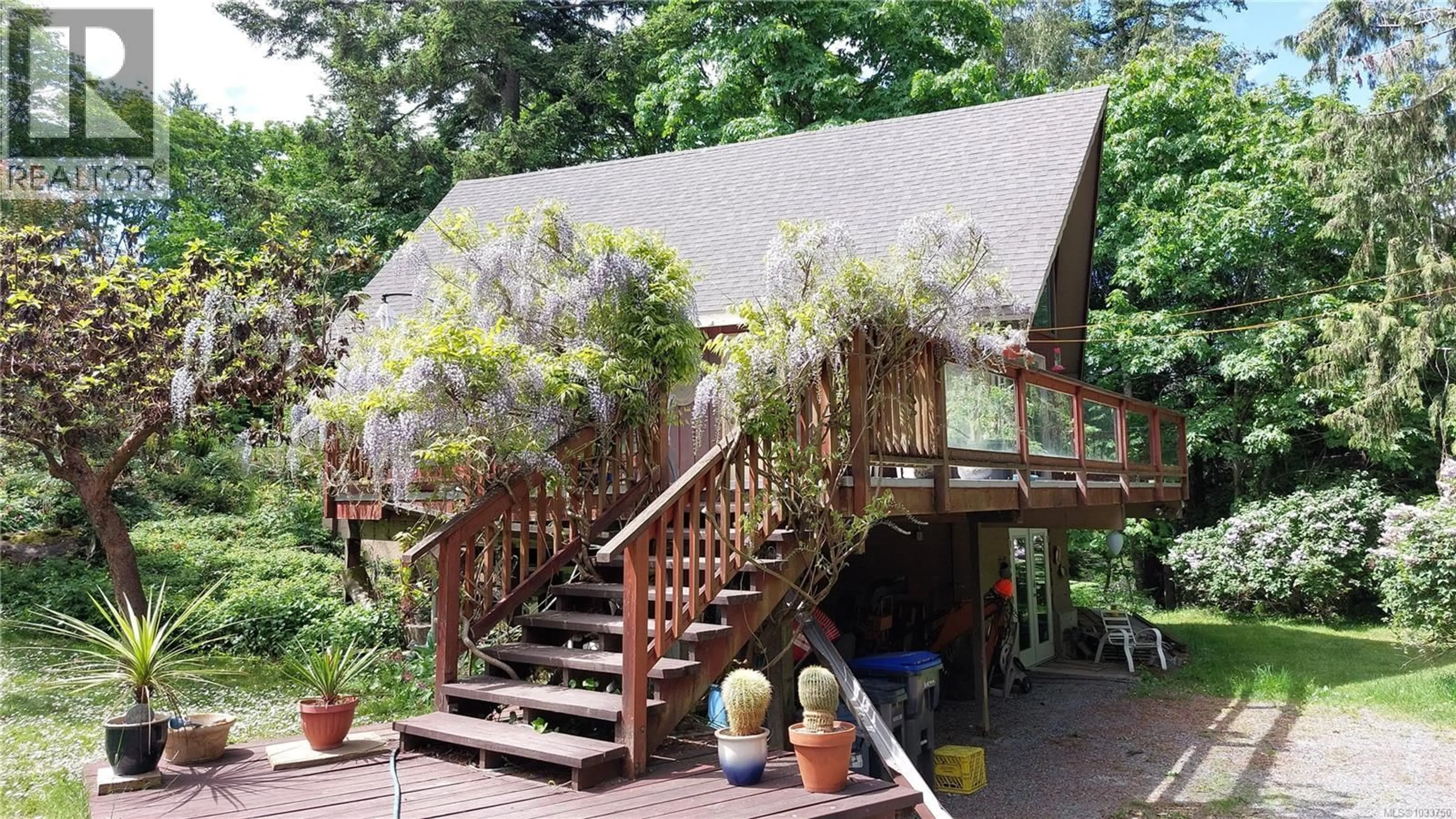 Patio, unknown for 3217 HEWSTONE ROAD, Nanaimo British Columbia V9X1W8