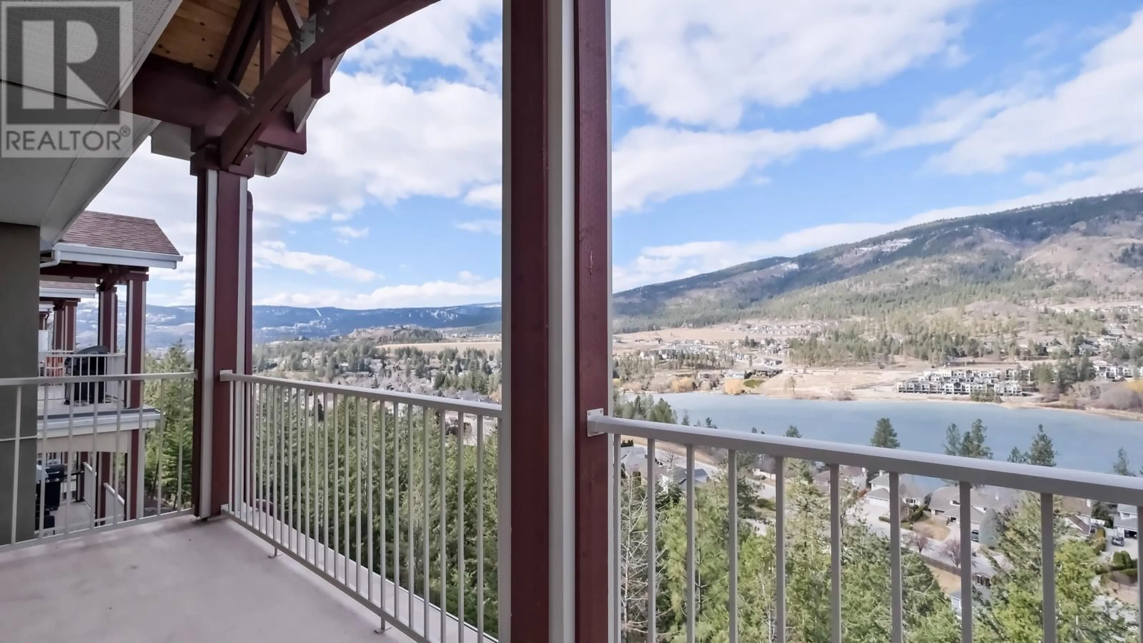 Balcony in the apartment, water/lake/river/ocean view for 2210 Upper Sundance Drive Unit# 1314, West Kelowna British Columbia V4T3E9