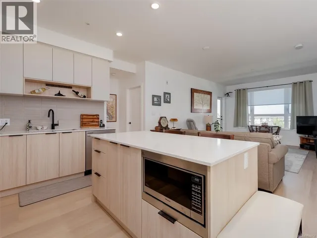 307 - 3564A RYDER HESJEDAL WAY, Colwood 4