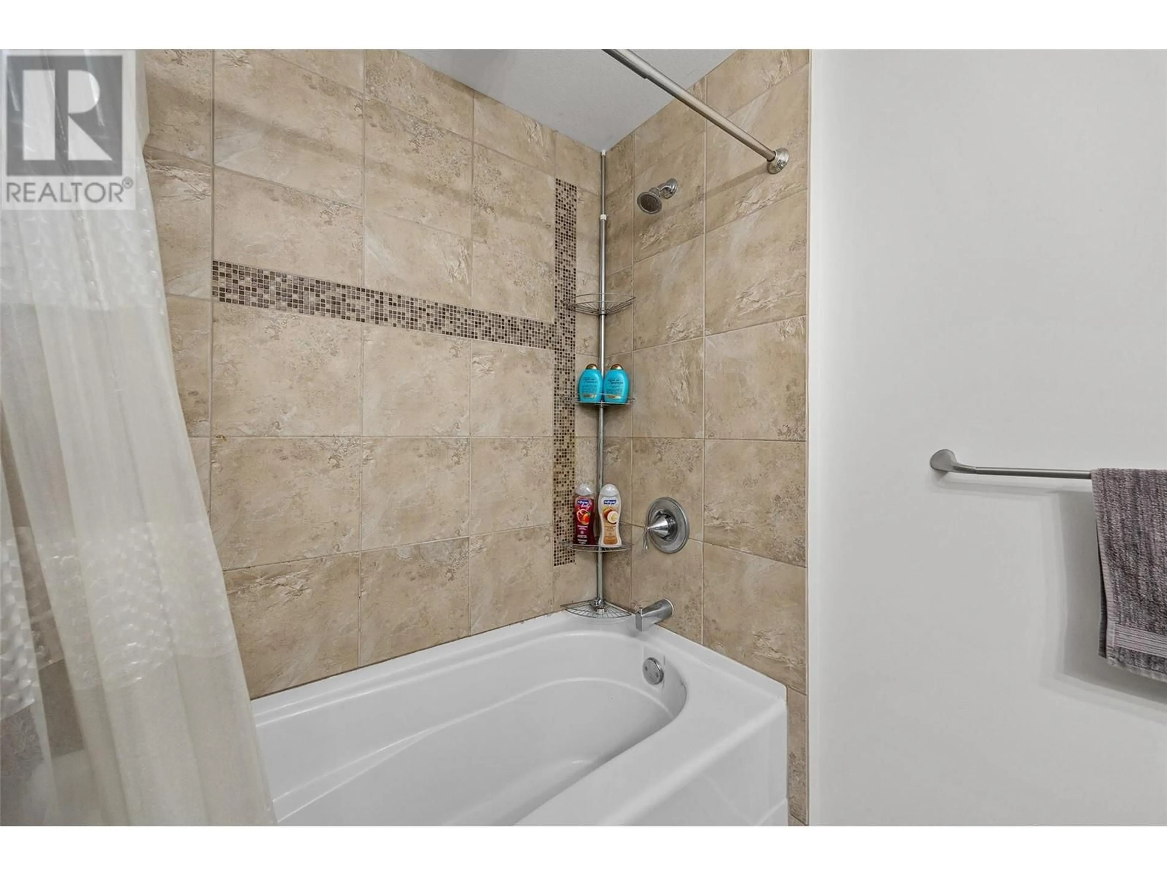 Standard bathroom, ceramic/tile floor for 206 - 1957 KANE ROAD, Kelowna British Columbia V1V2X7