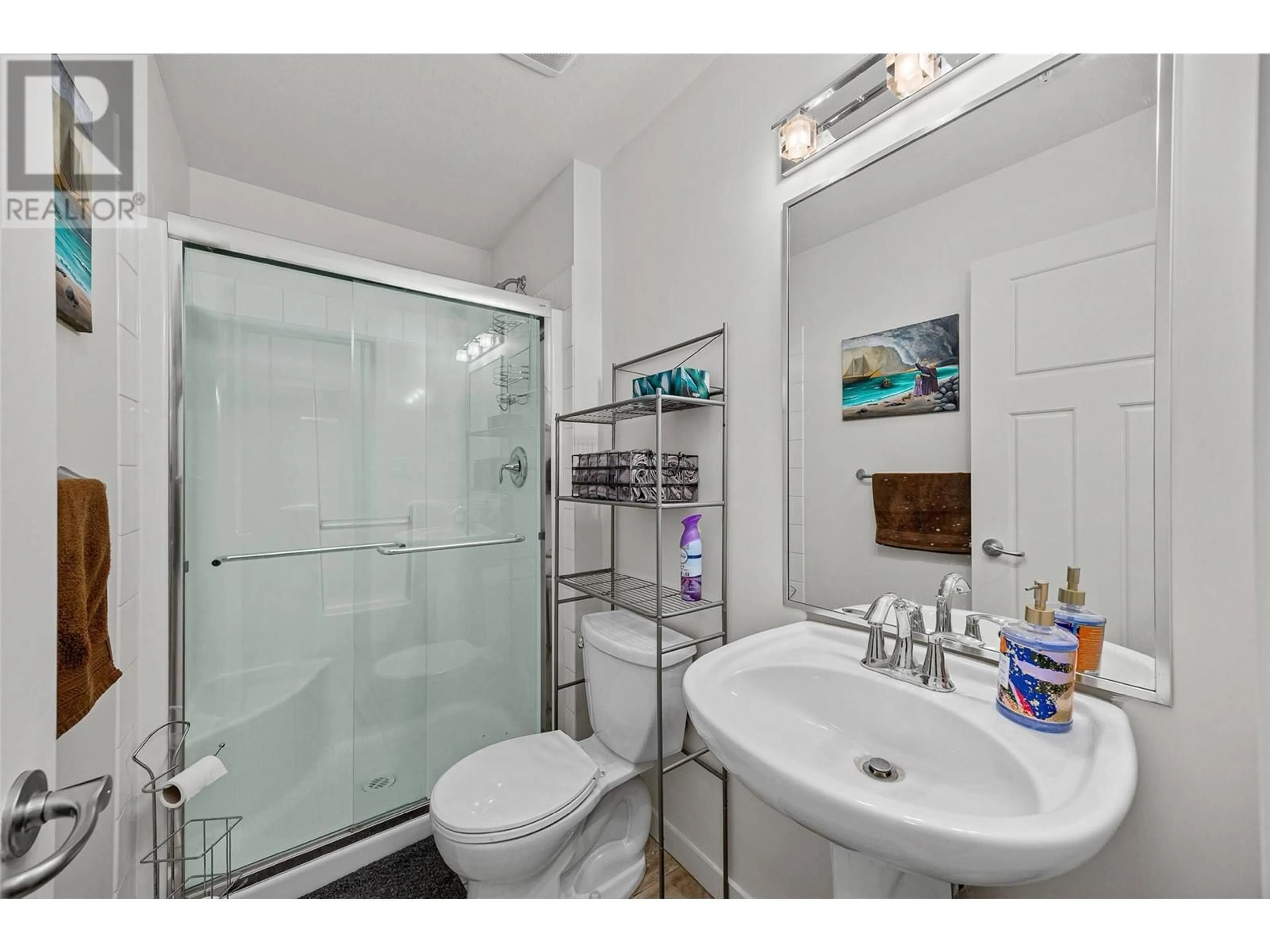 Standard bathroom, ceramic/tile floor for 206 - 1957 KANE ROAD, Kelowna British Columbia V1V2X7
