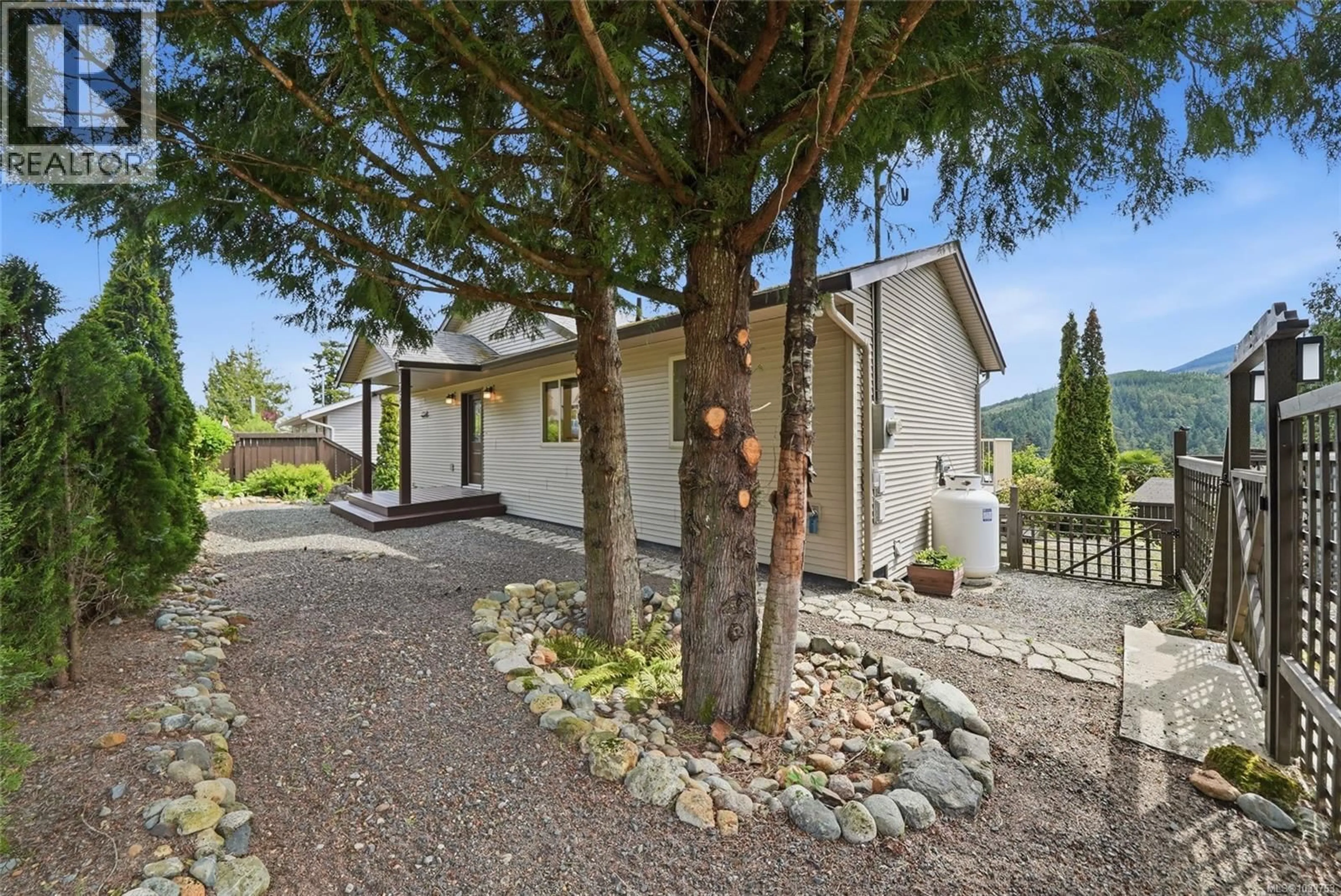 Unknown for 1758 MARTINI WAY, Qualicum Beach British Columbia V9K2S3