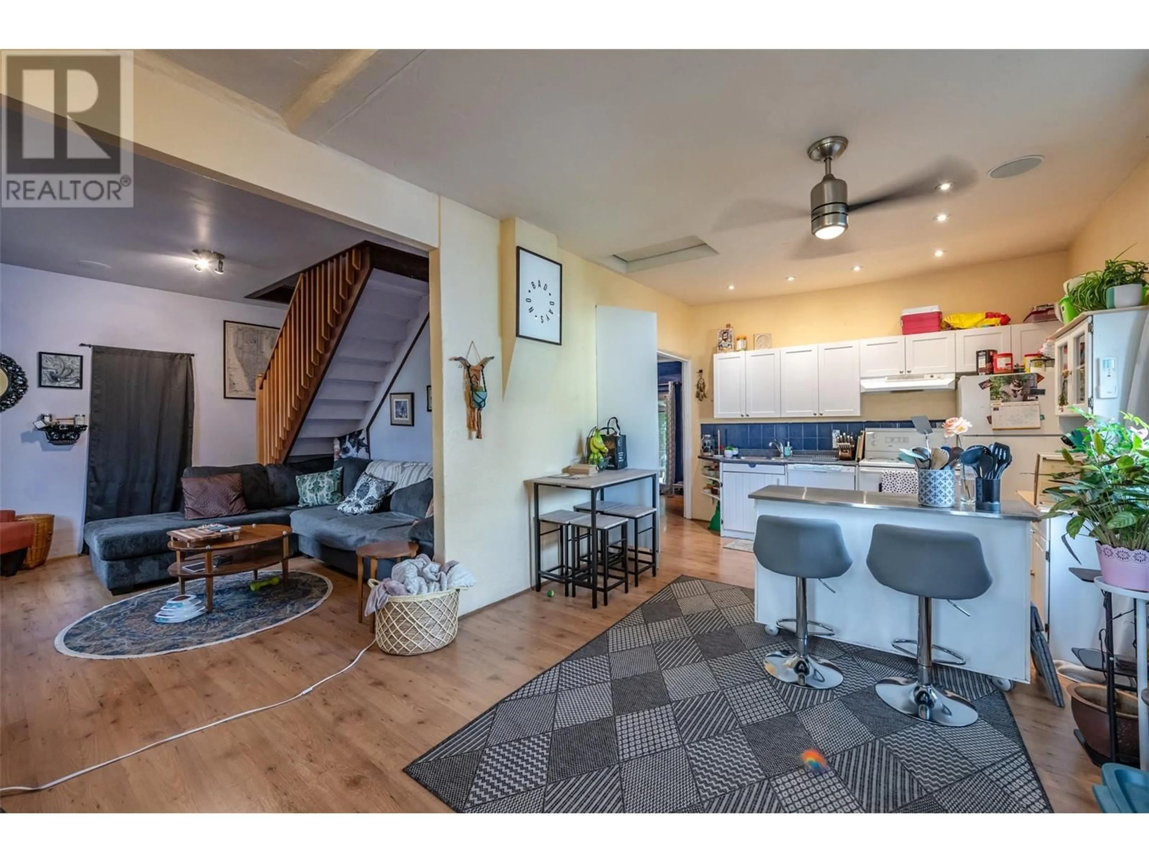 Open concept kitchen, unknown for 471 HEALES AVENUE, Penticton British Columbia V2A5C5