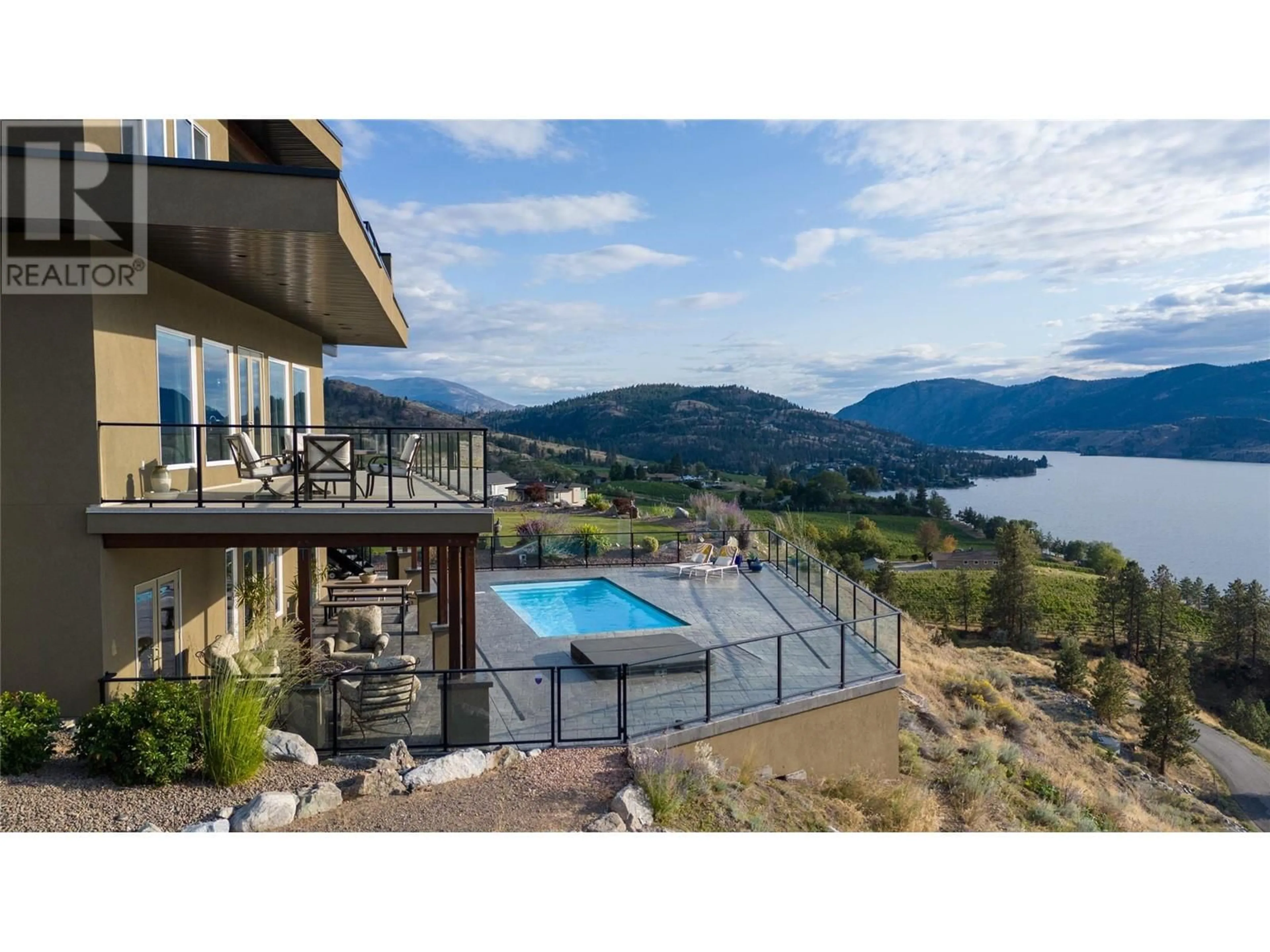 Patio, water/lake/river/ocean view for 174 VINTAGE BOULEVARD, Okanagan Falls British Columbia V0H1R3