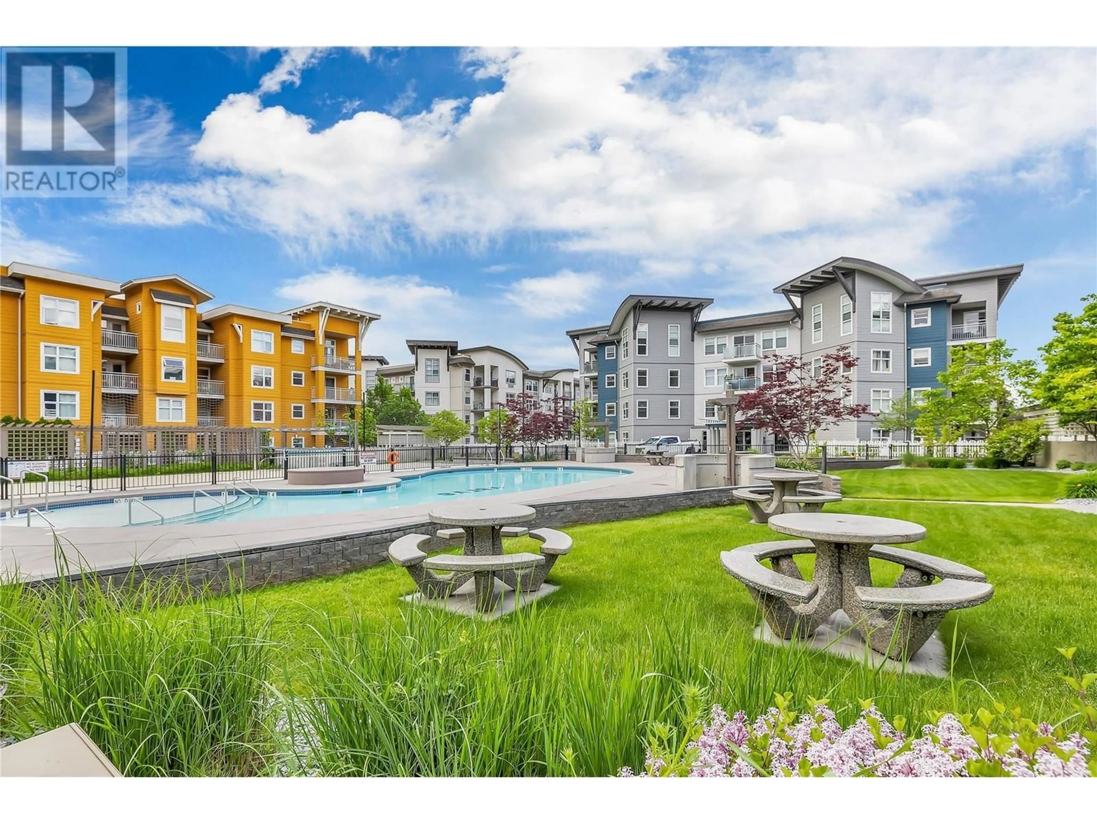 Unknown for 203 - 547 YATES ROAD, Kelowna British Columbia V1V2V5