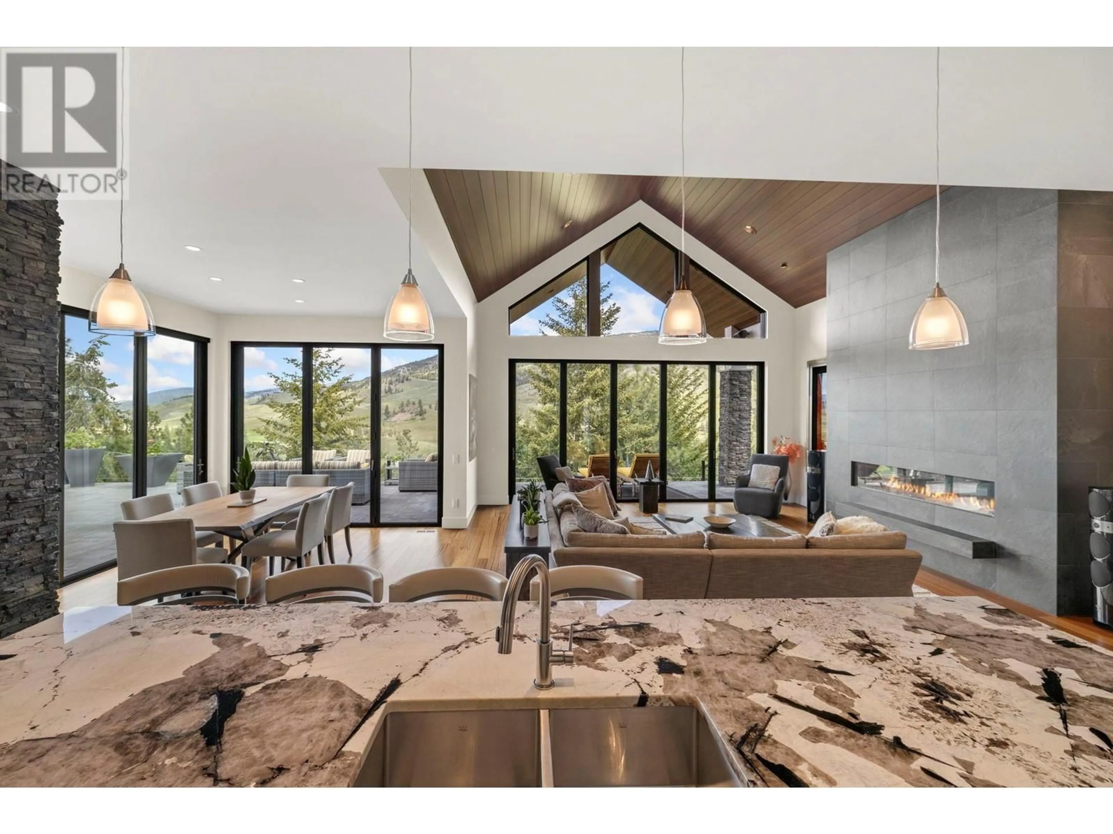 Open concept kitchen, unknown for 920 STOCKLEY STREET, Kelowna British Columbia V1P1R6