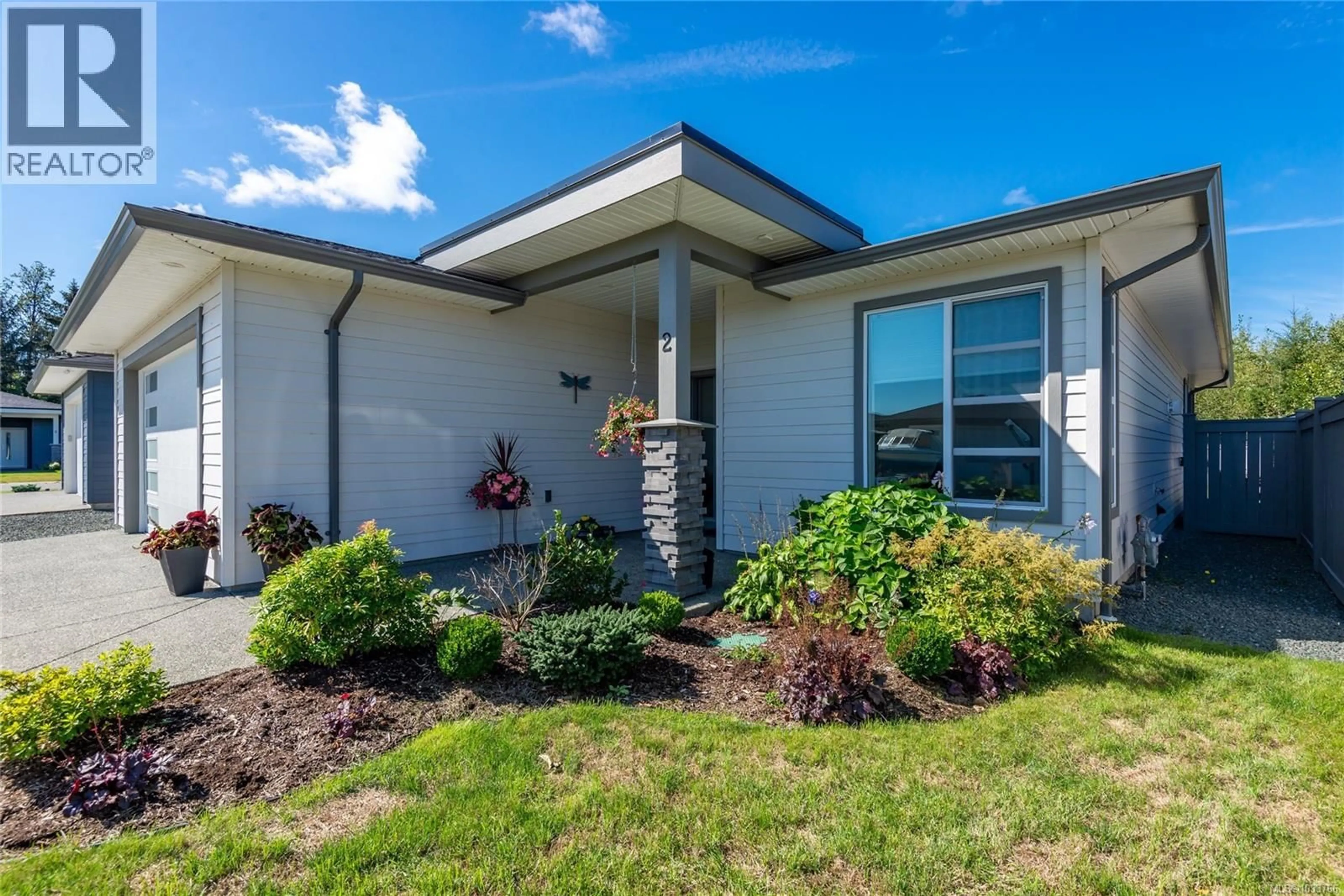 Home with vinyl exterior material, unknown for 2 - 2161 EVERGREEN ROAD, Campbell River British Columbia V9W0C8