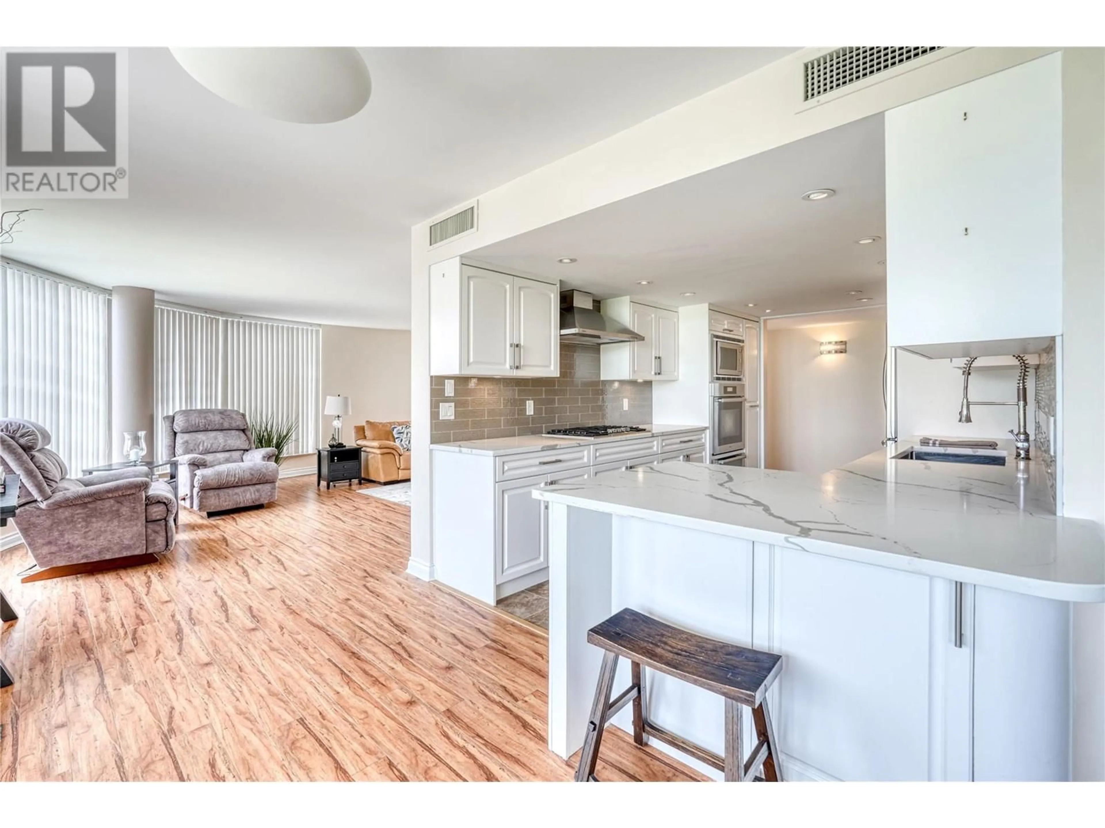 Open concept kitchen, unknown for 86 LAKESHORE Drive Unit# 304, Penticton British Columbia V2A1B5