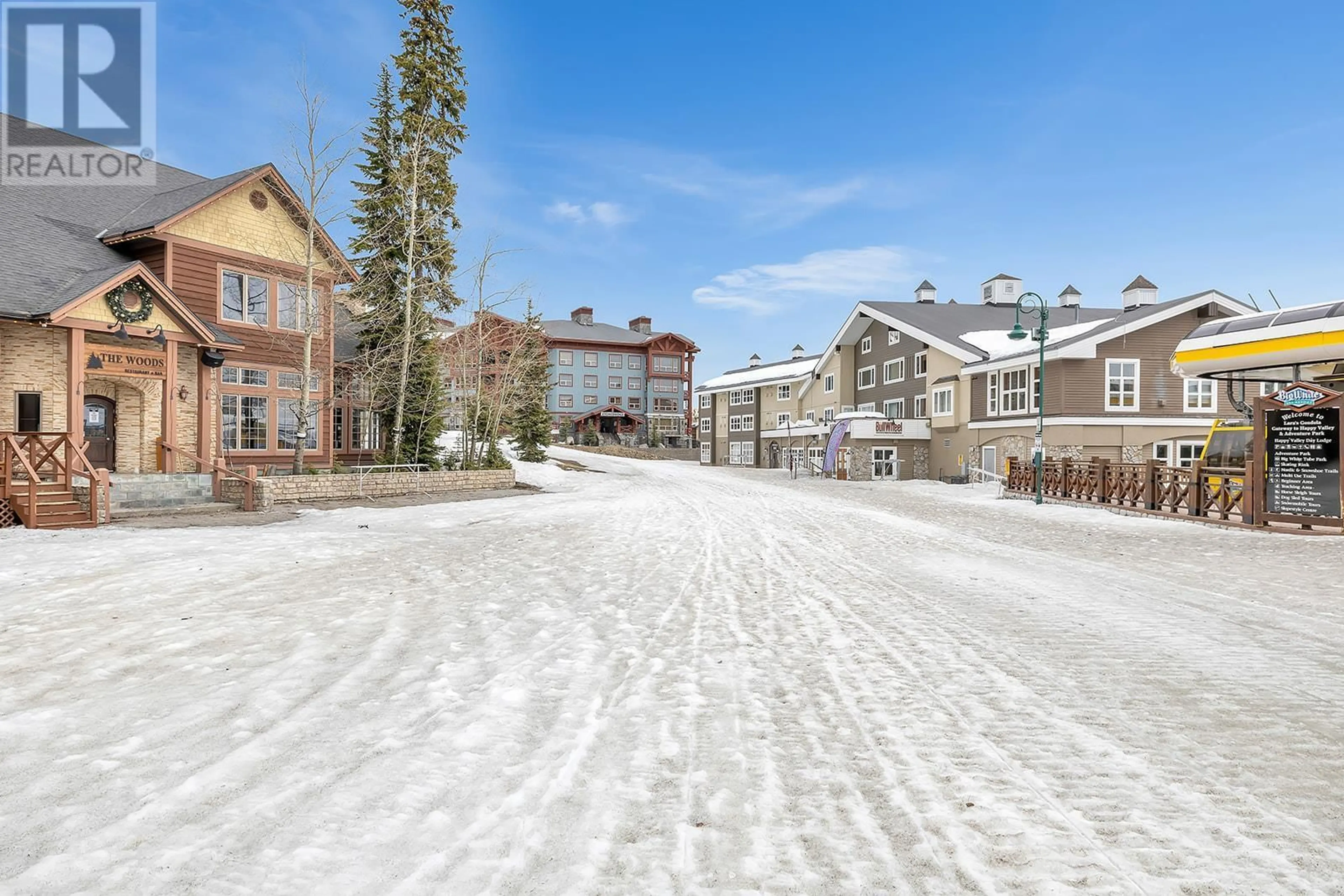 Patio, street for 309 - 5275 BIG WHITE ROAD, Big White British Columbia V1P1P3