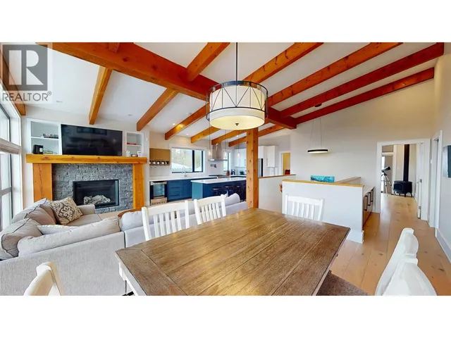 5418 RESORT DRIVE, Fernie 3