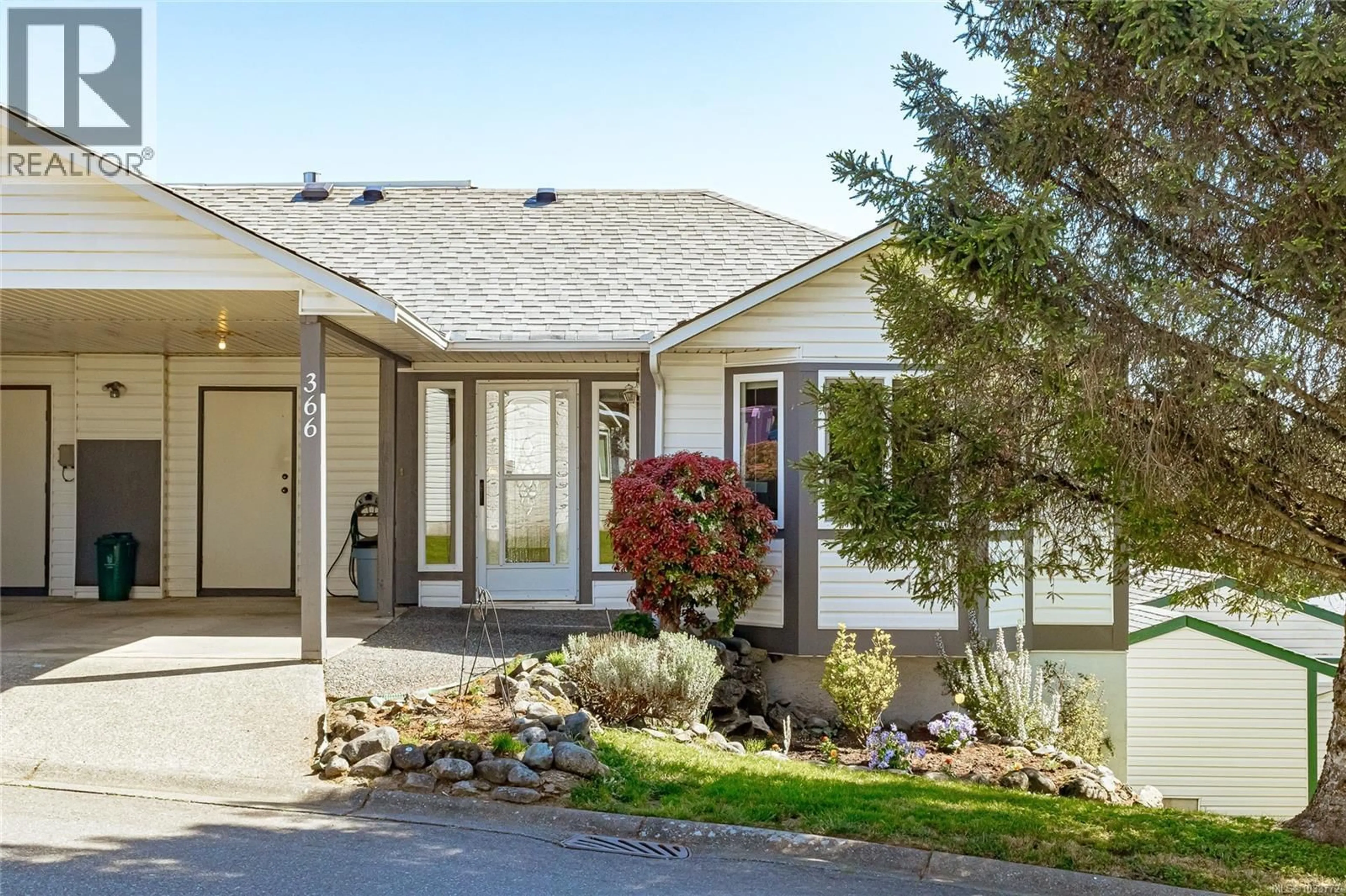 Home with vinyl exterior material, street for 366 PETROGLYPH CRESCENT, Nanaimo British Columbia V9R5K1