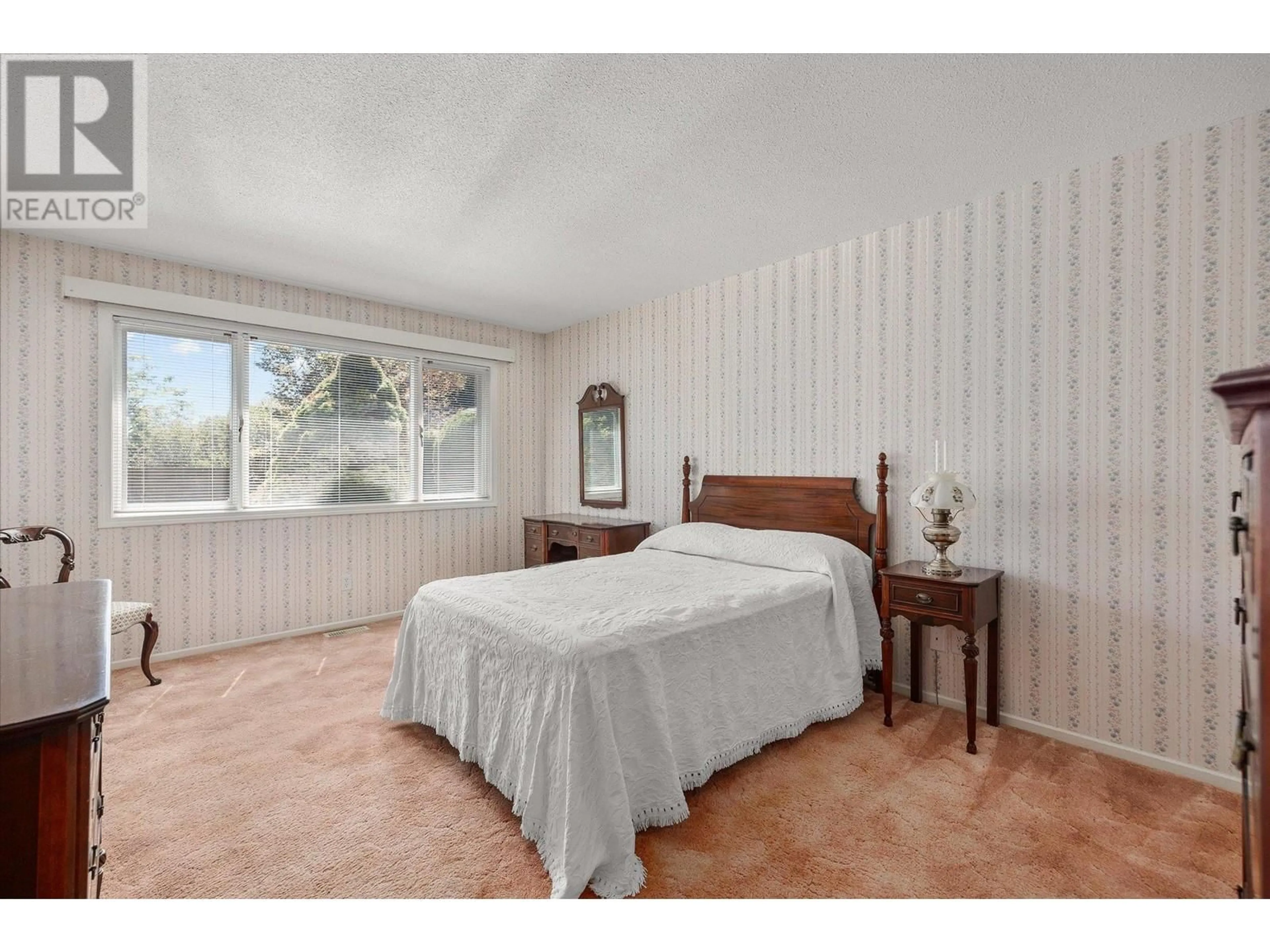 Bedroom with bed, unknown for 54 - 1201 CAMERON AVENUE, Kelowna British Columbia V1W3R8