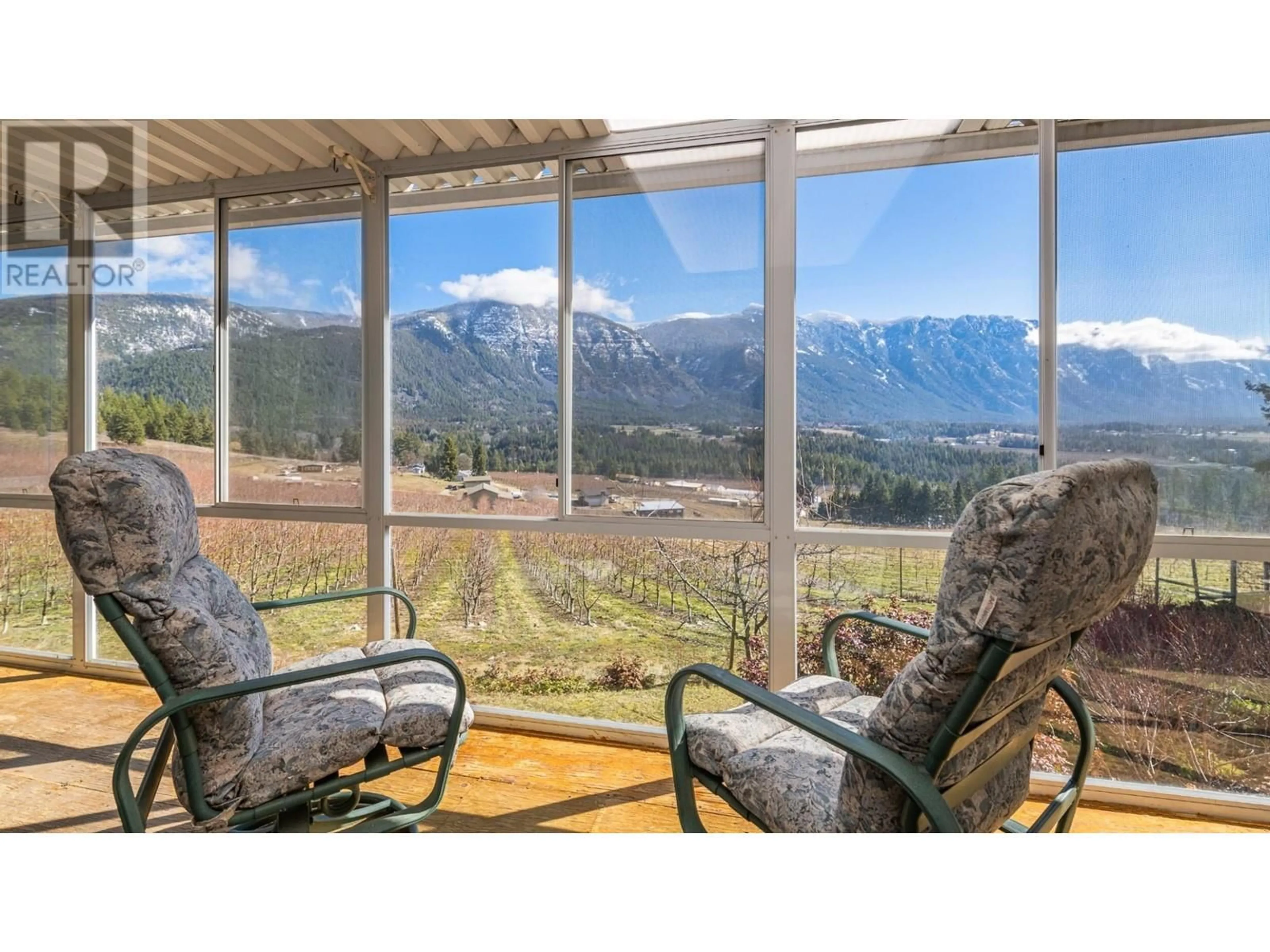Patio, mountain view for 236 36TH AVENUE, Erickson British Columbia V0B1G1
