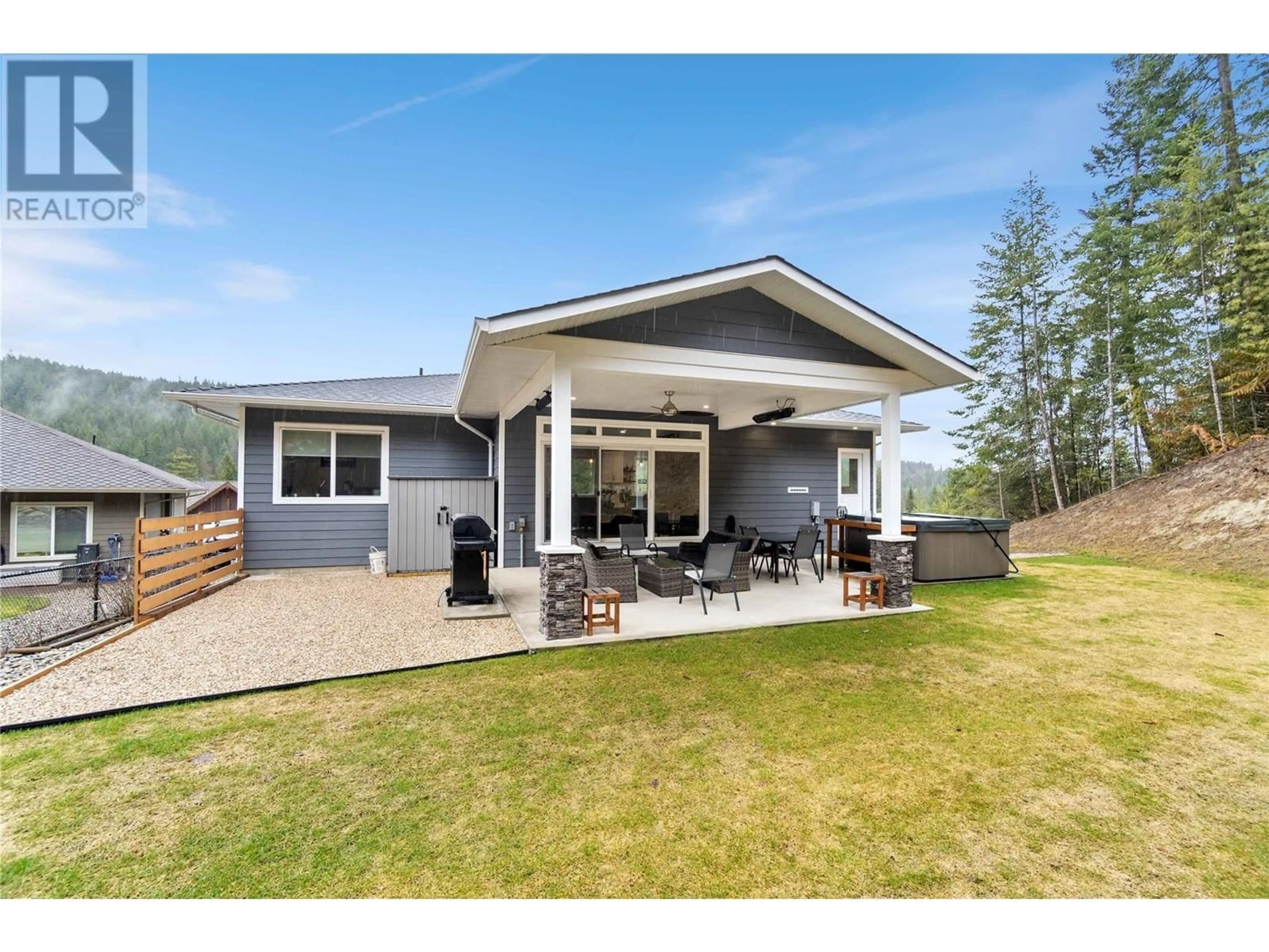 Unknown for 2763 VALLEYVIEW DRIVE, Blind Bay British Columbia V0E1H2
