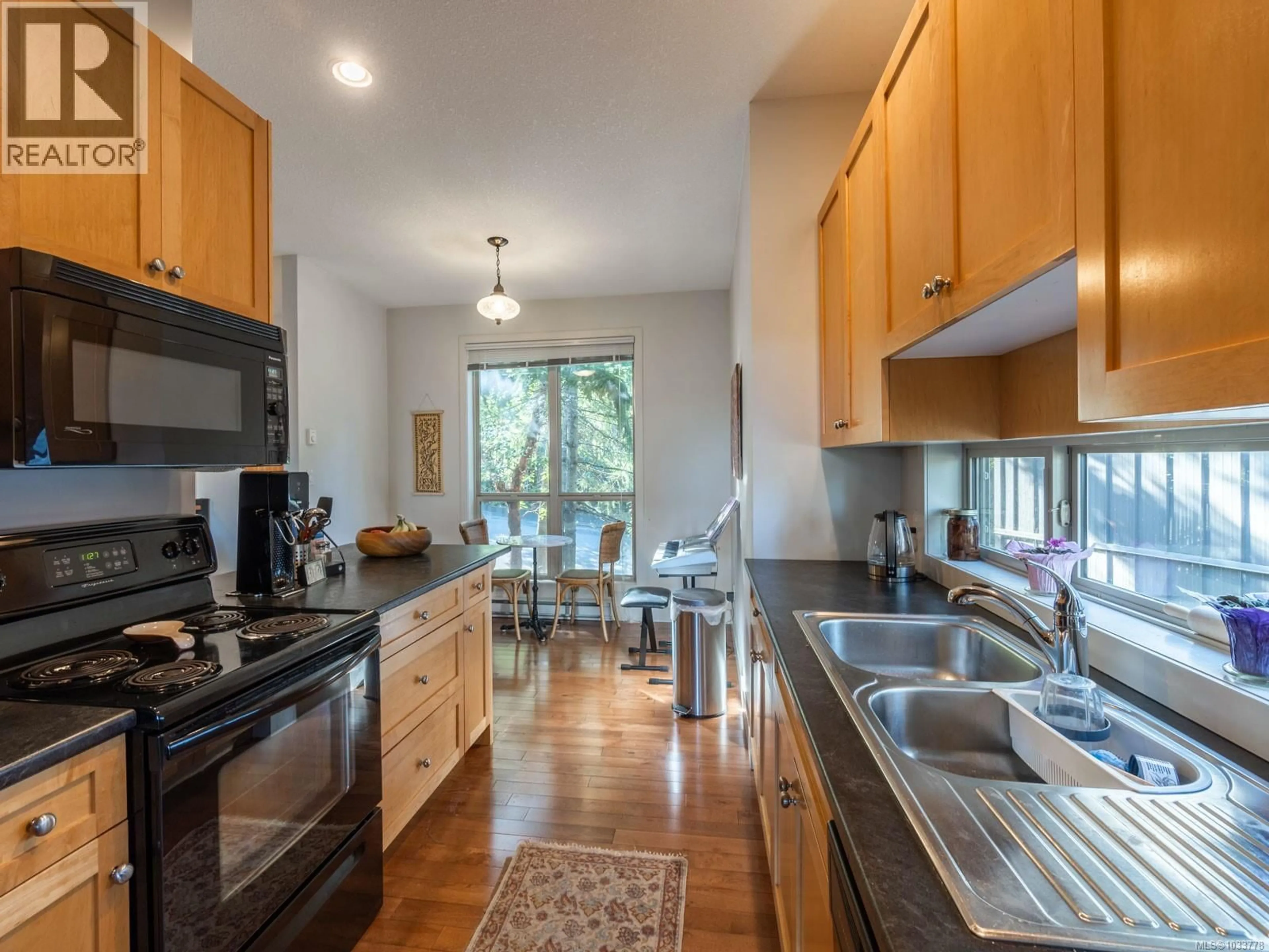 Open concept kitchen, unknown for 541 CHARFINCH PLACE, Nanaimo British Columbia V9T5A4