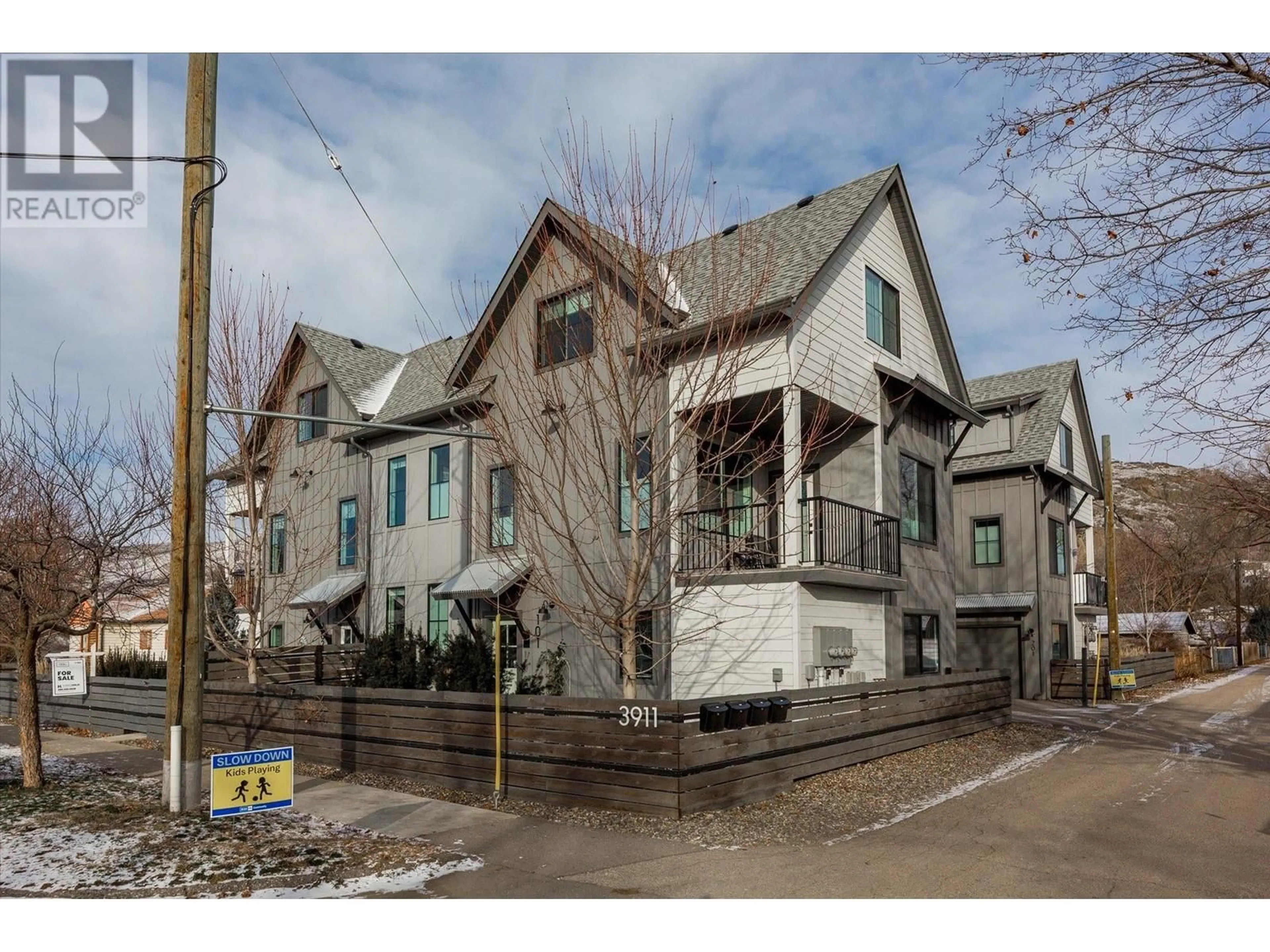 Unknown for 202 - 3911 27 AVENUE, Vernon British Columbia V1T1S8