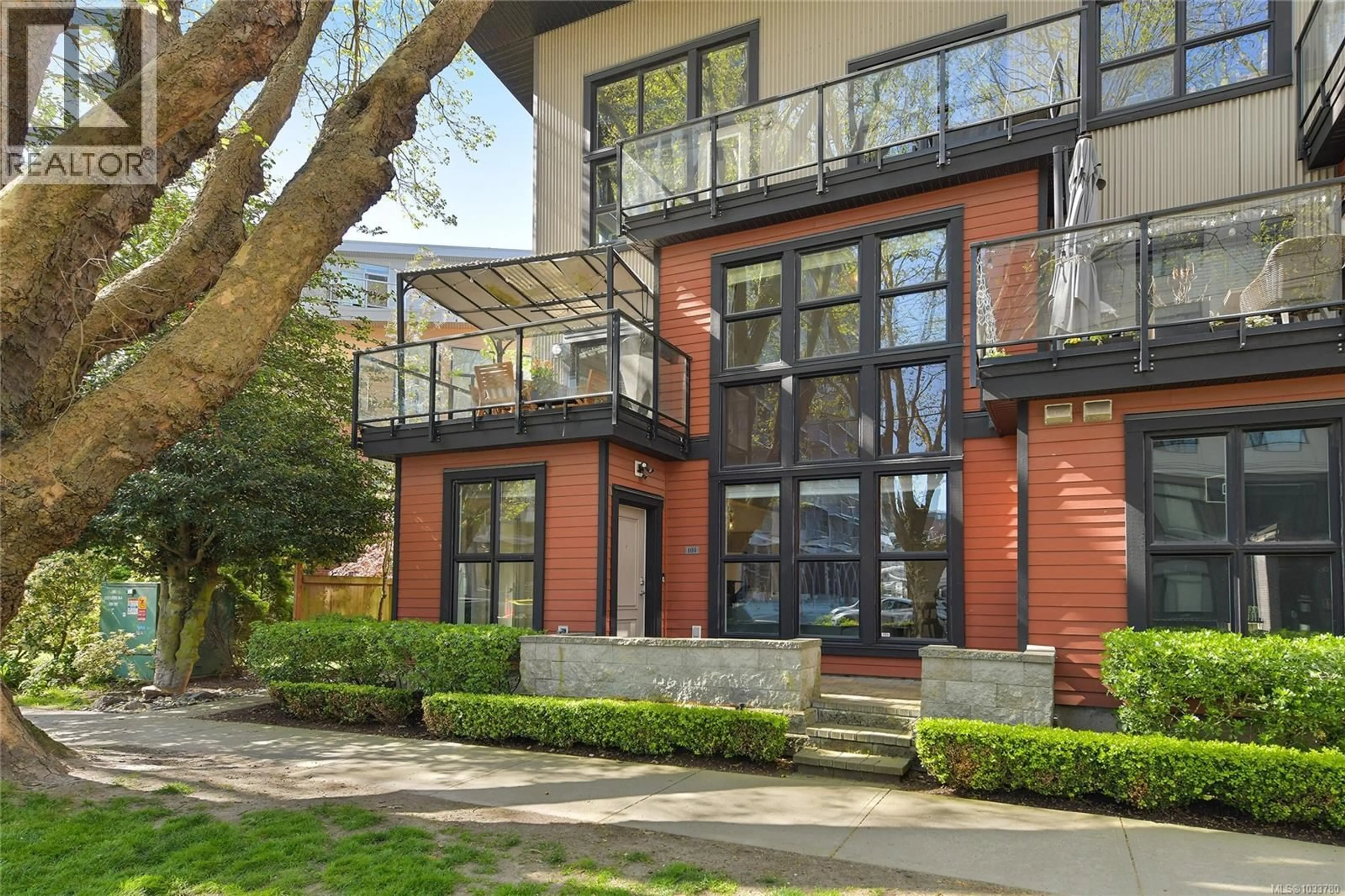 Home with brick exterior material, street for 101 - 630 SPEED AVENUE, Victoria British Columbia V8Z1A4