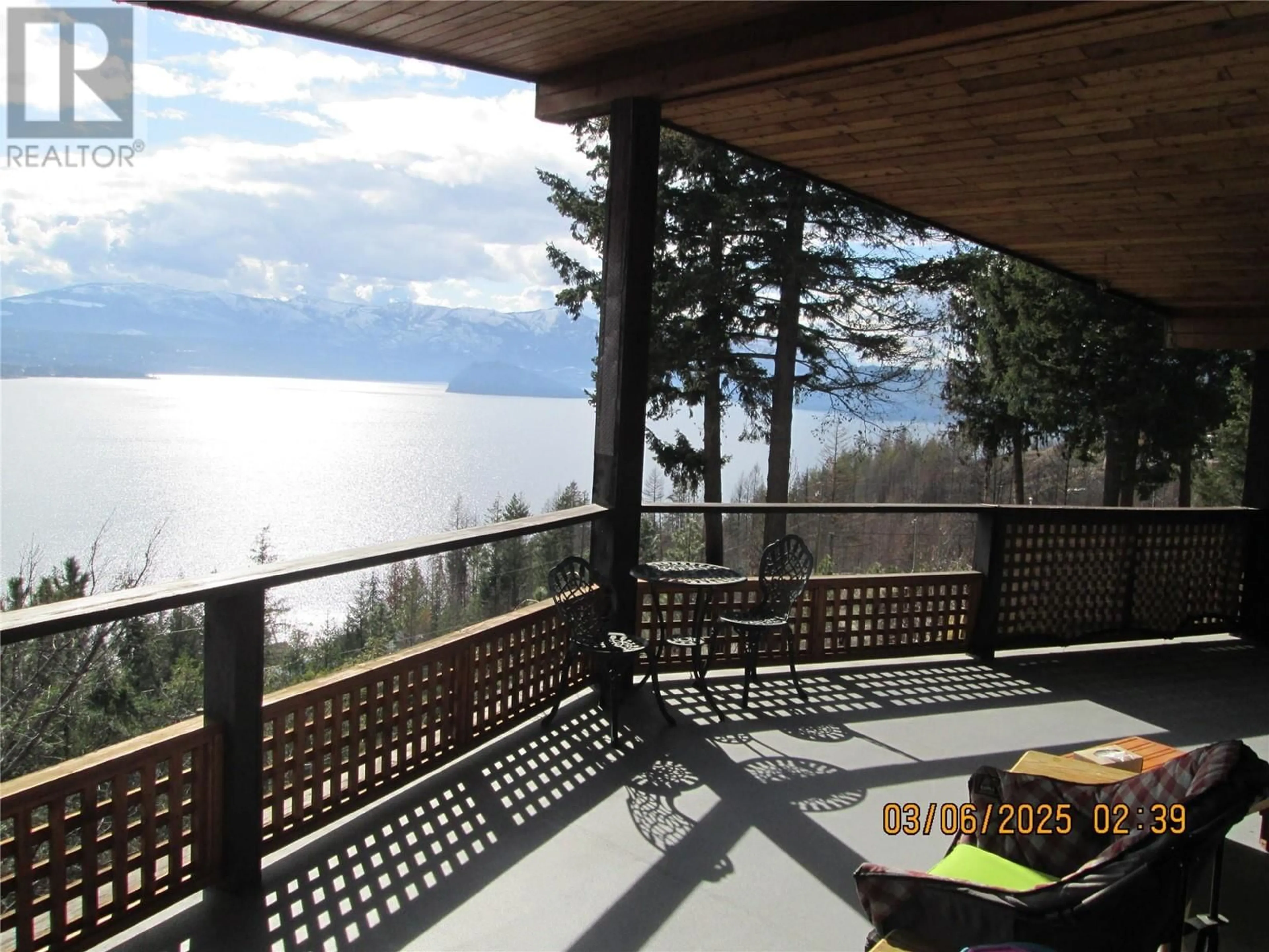 Patio, water/lake/river/ocean view for 5305 MEADOW CREEK CRESCENT, Celista British Columbia V0E1M6