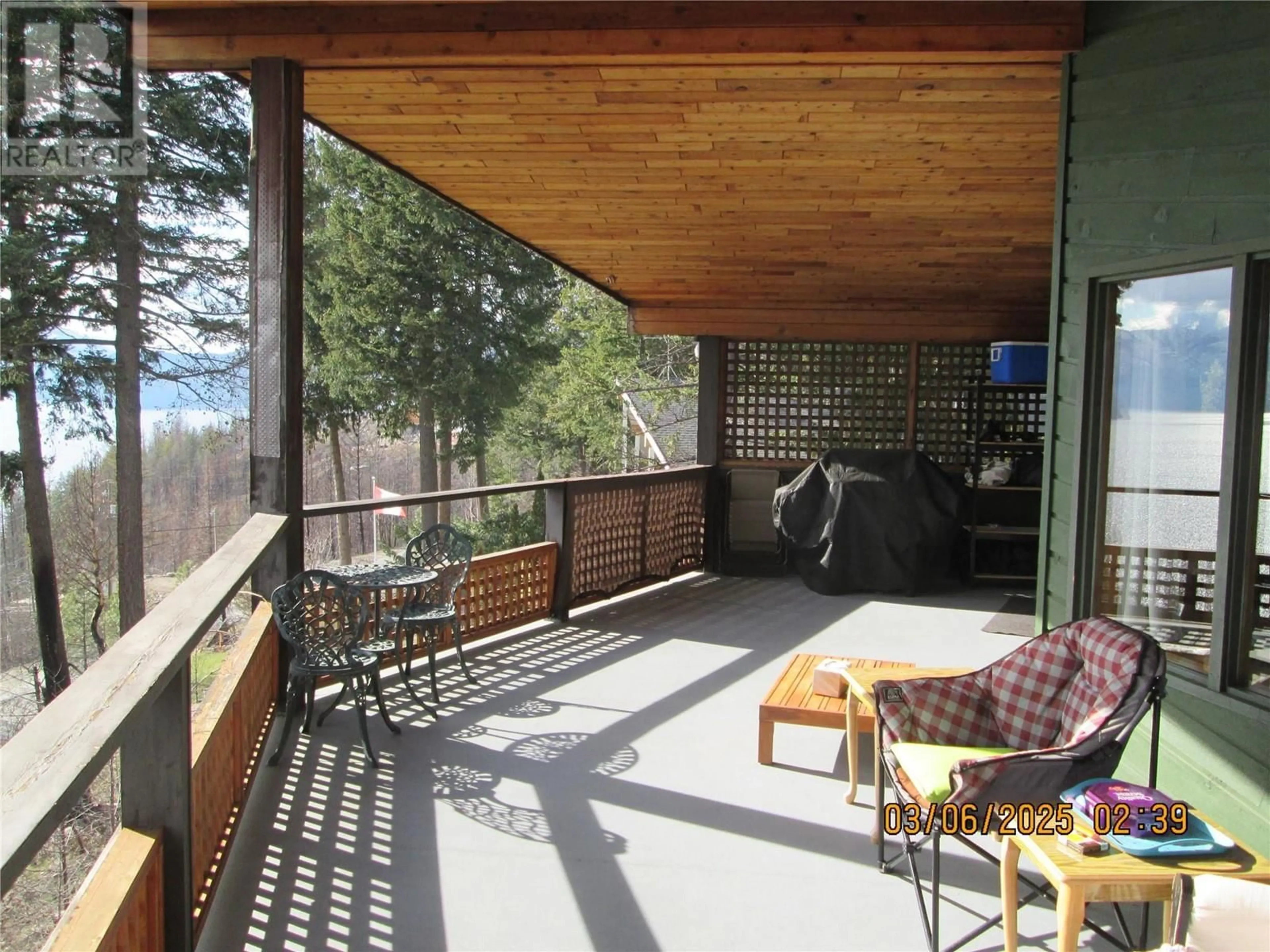 Patio, unknown for 5305 MEADOW CREEK CRESCENT, Celista British Columbia V0E1M6