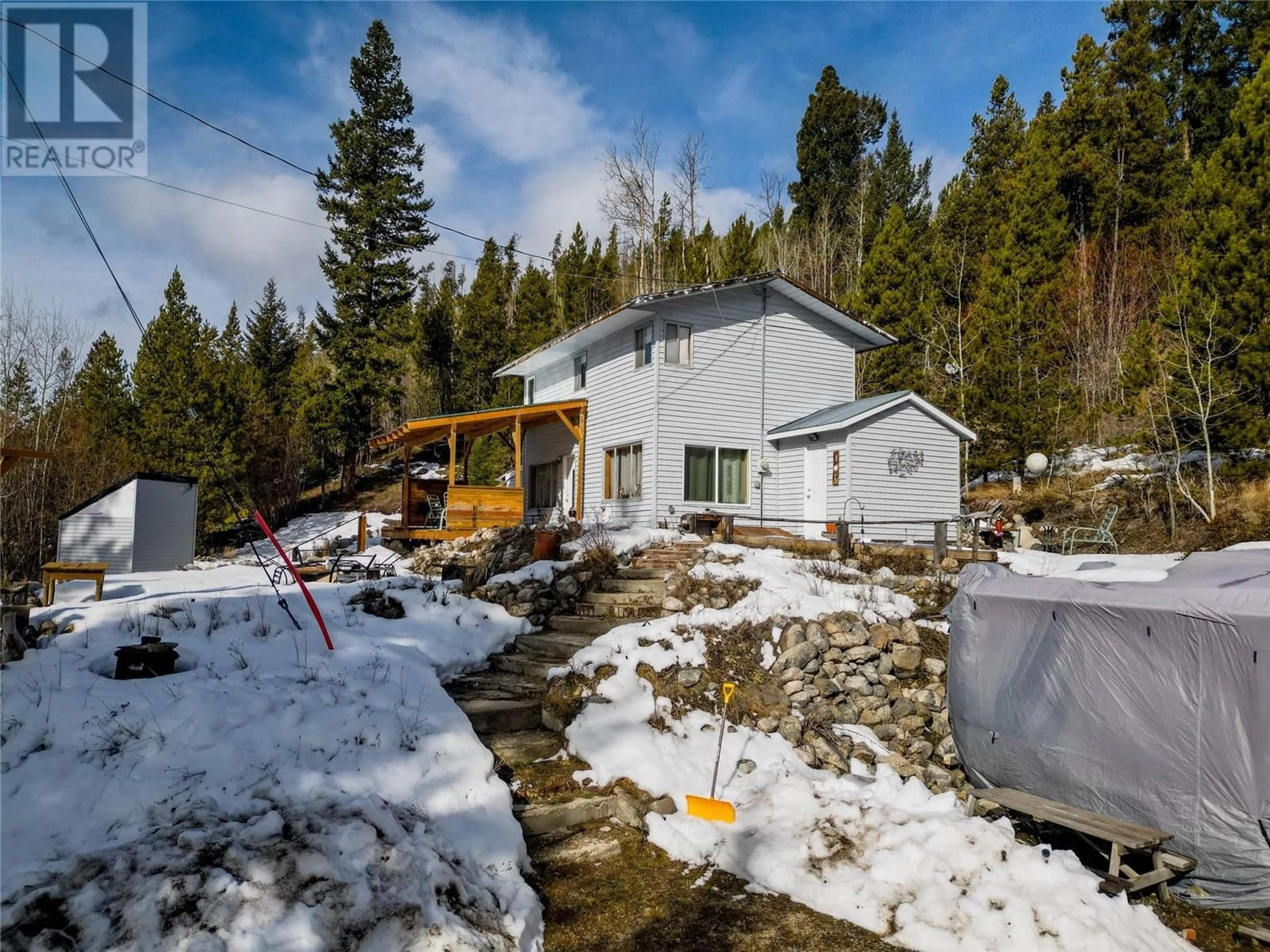 A pic from outside/outdoor area/front of a property/back of a property/a pic from drone, mountain view for 4176 PRINCETON SUMMERLAND ROAD, Princeton British Columbia V0X1W0