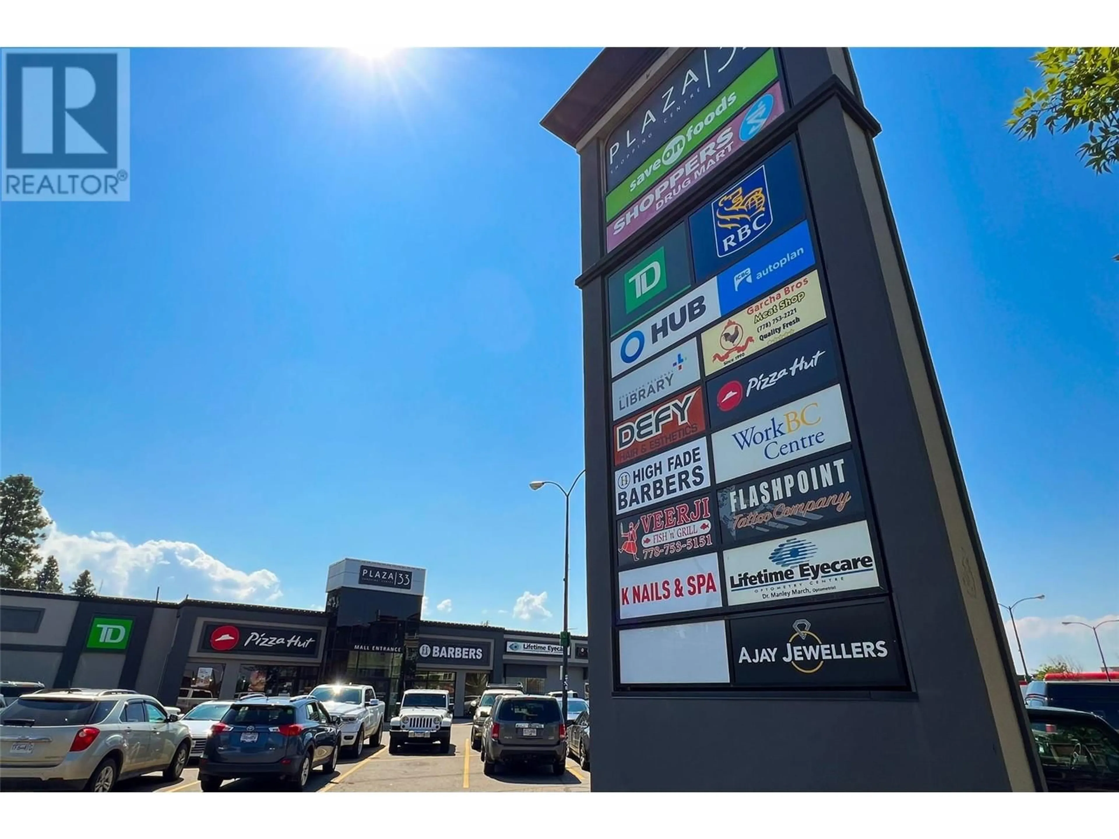 Parking for 3078 SPRINGFIELD ROAD, Kelowna British Columbia V1X1A5