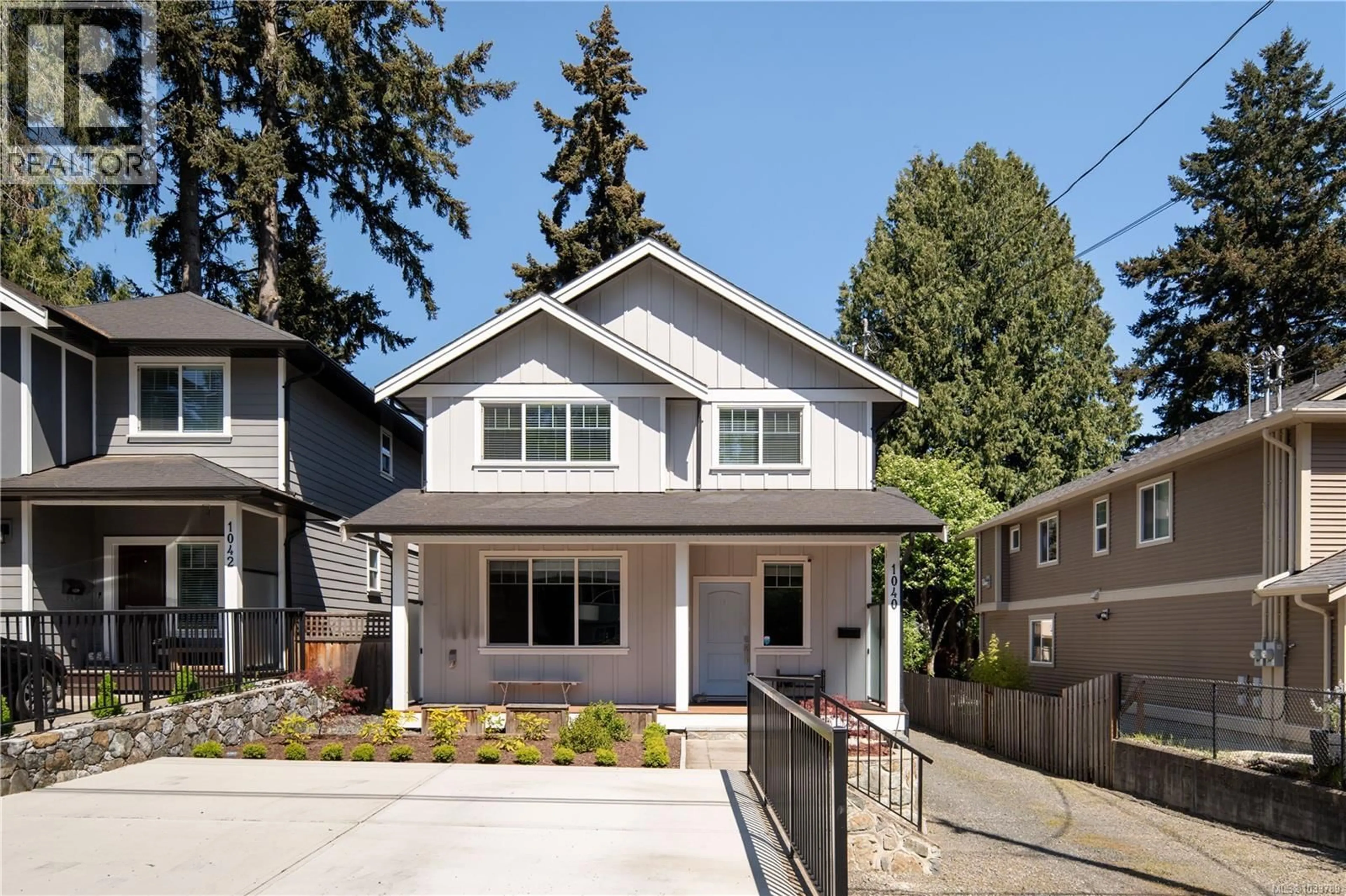 Home with vinyl exterior material, street for 1040 JENKINS AVENUE, Langford British Columbia V9B2N7