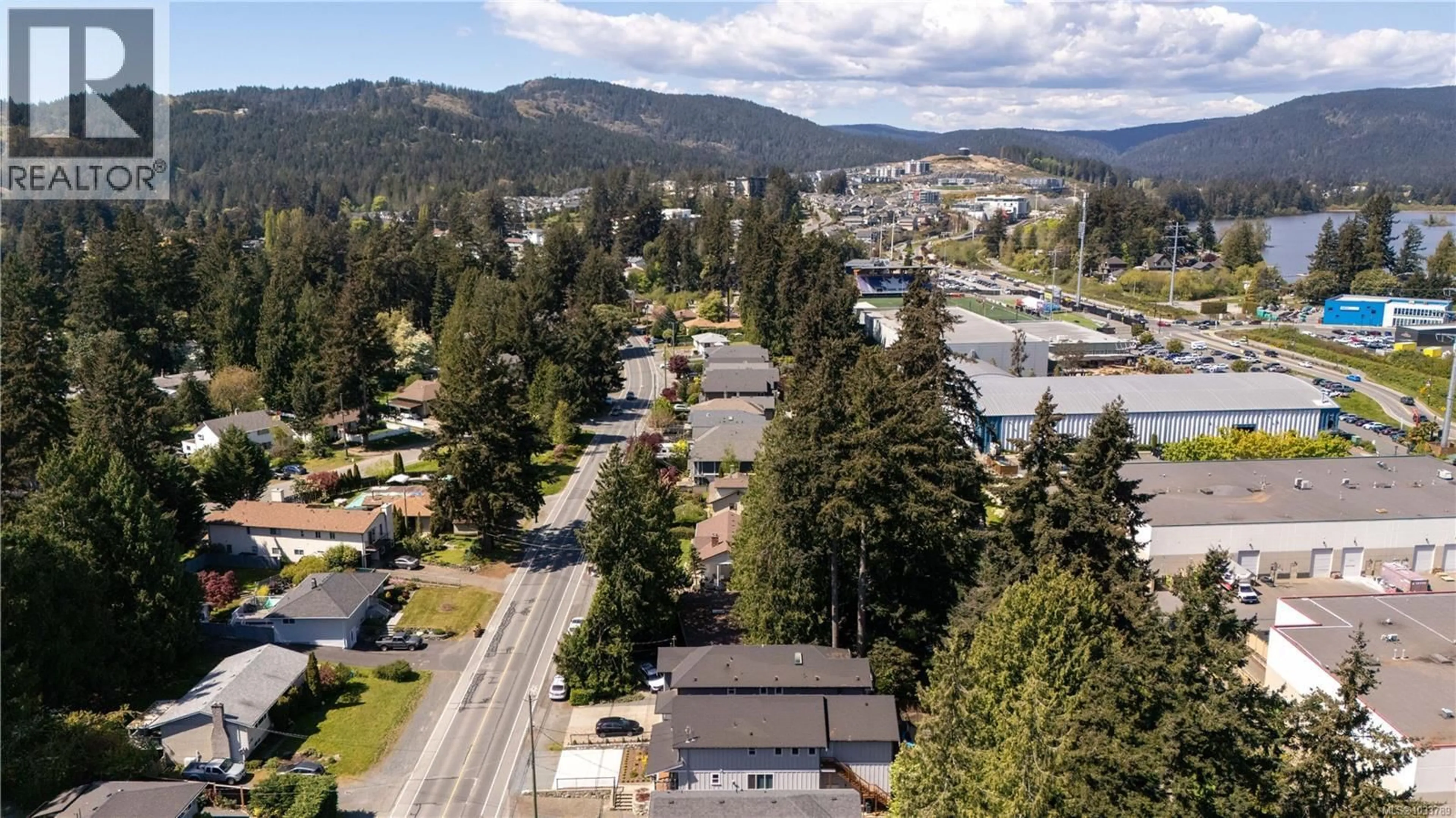 A pic from outside/outdoor area/front of a property/back of a property/a pic from drone, mountain view for 1040 JENKINS AVENUE, Langford British Columbia V9B2N7