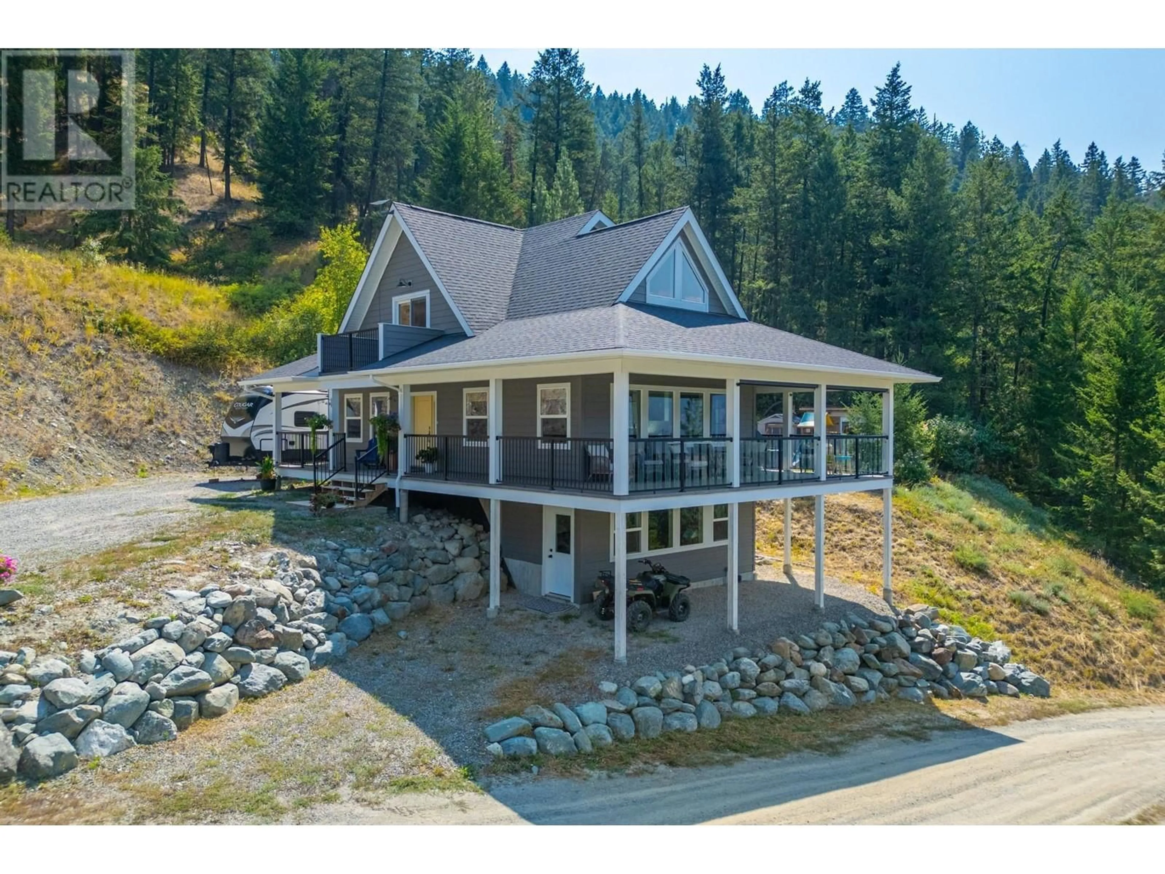 A pic from outside/outdoor area/front of a property/back of a property/a pic from drone, water/lake/river/ocean view for 324 ORCHARD LAKE ROAD, Kamloops British Columbia V2H1T7