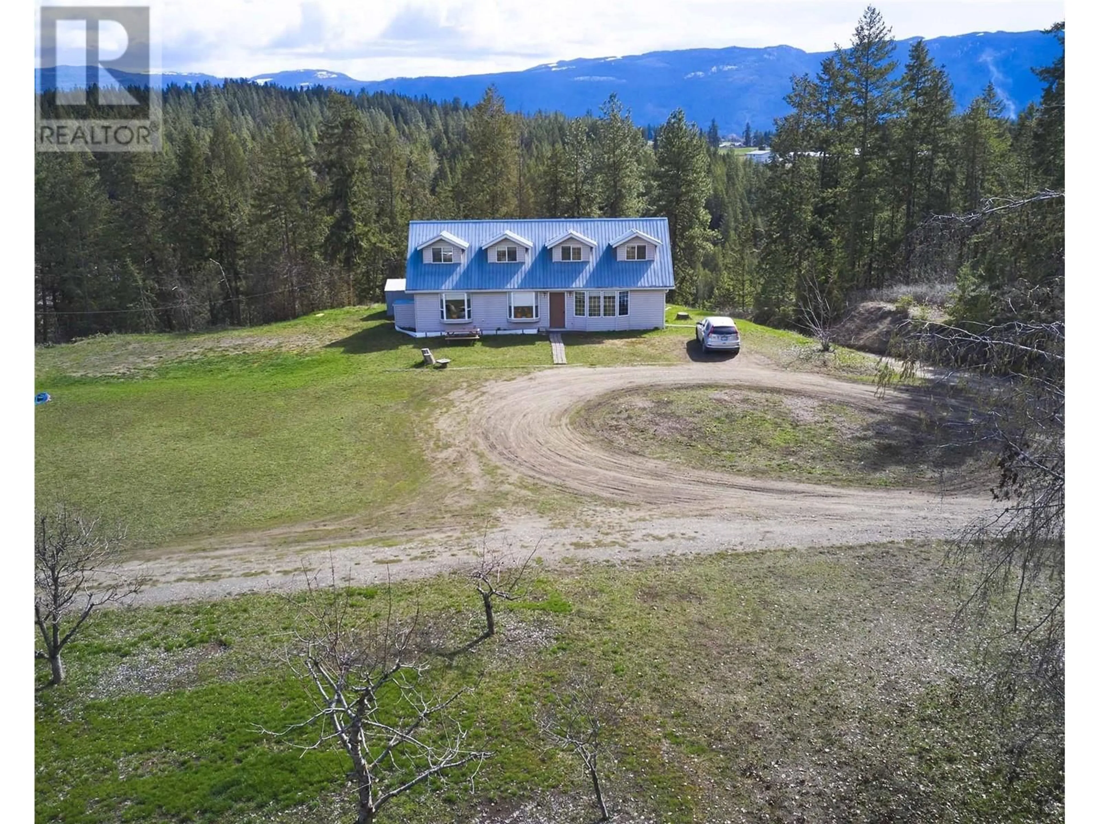 A pic from outside/outdoor area/front of a property/back of a property/a pic from drone, unknown for 4990 Schubert Road, Armstrong British Columbia V0E1B4