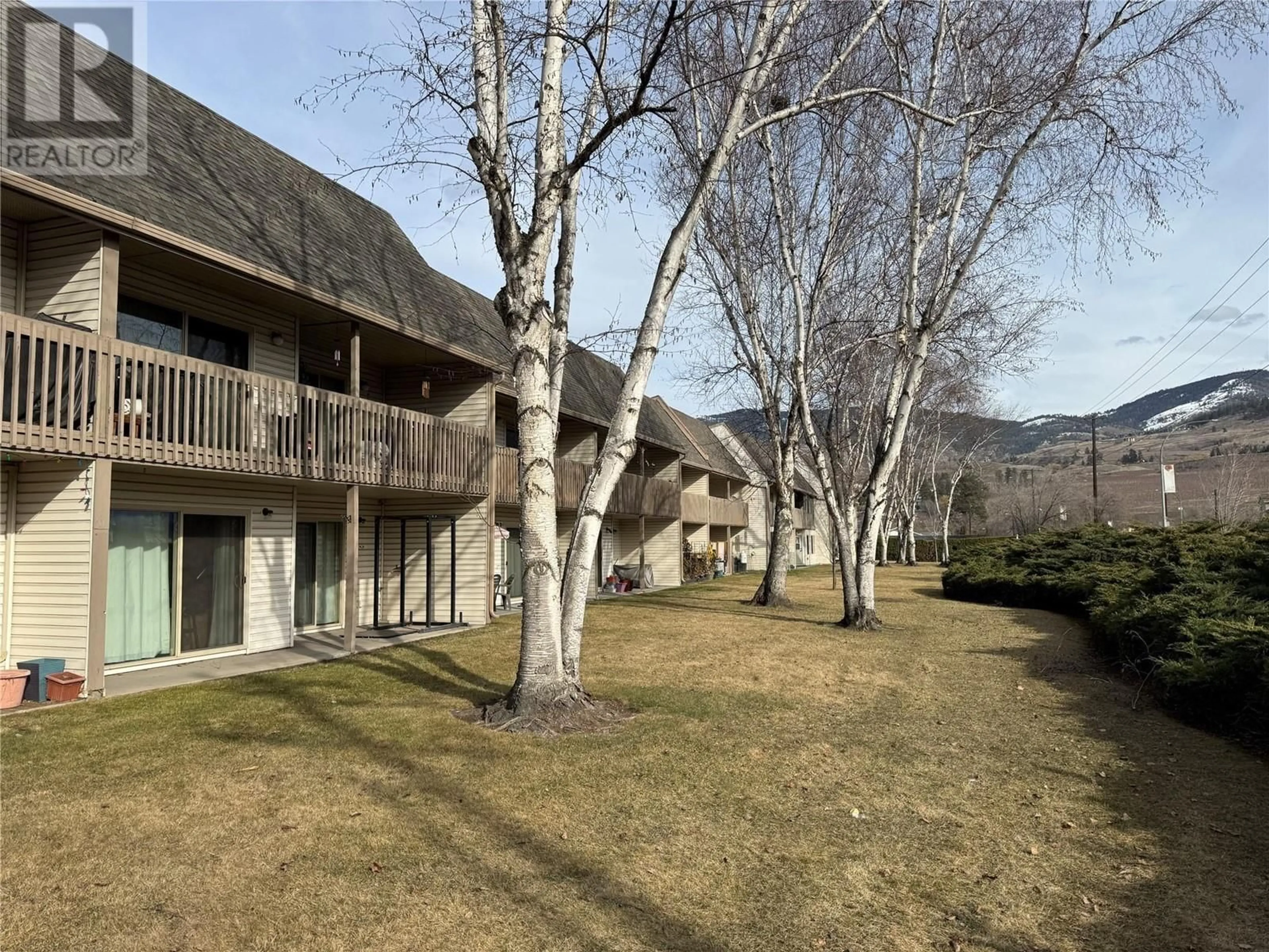Patio, mountain view for 113 - 290 HIGHWAY 33 OTHER EAST, Kelowna British Columbia V1X2A3