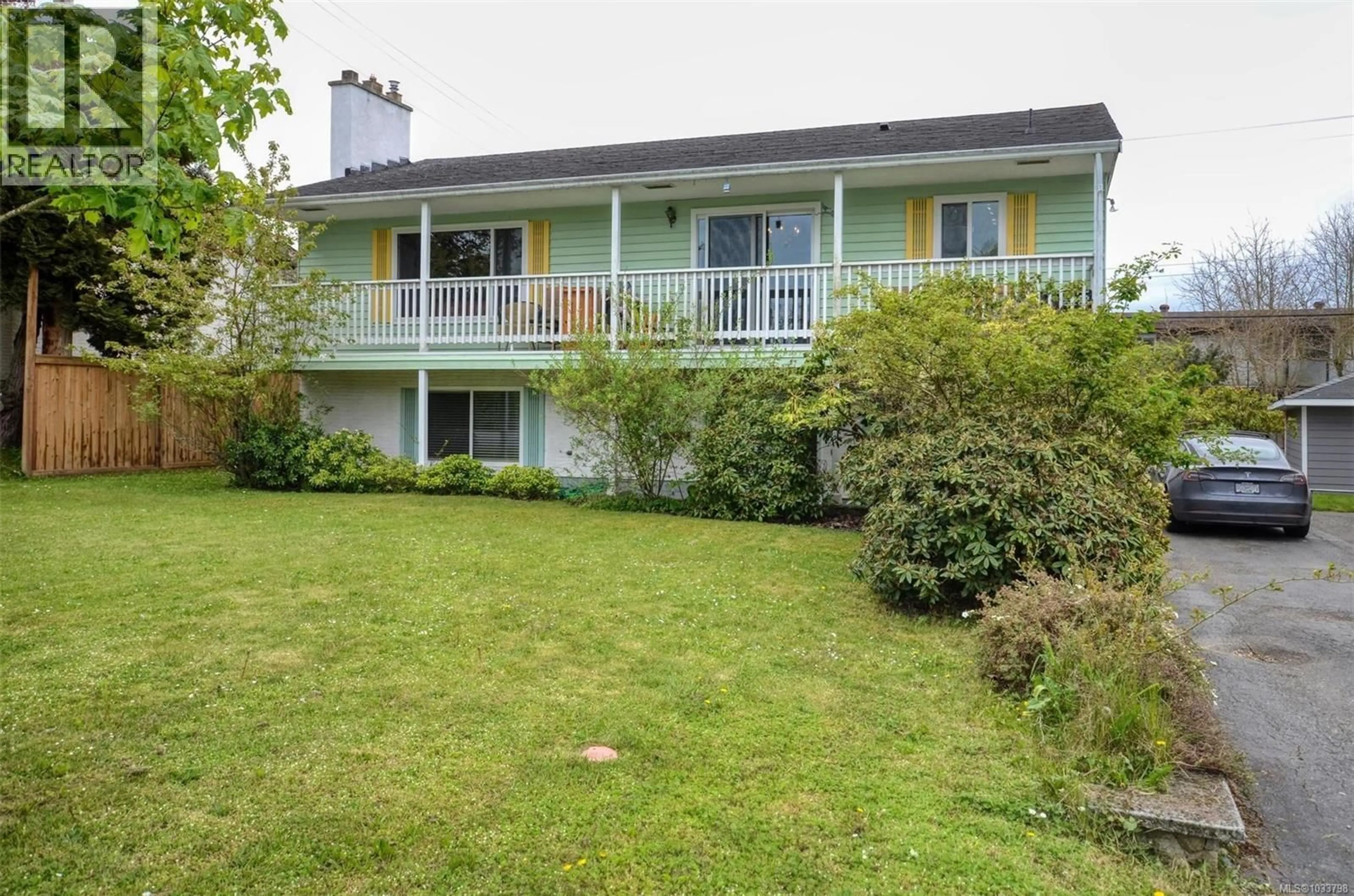 Unknown for 1809 LAVAL AVENUE, Saanich British Columbia V8N1M9