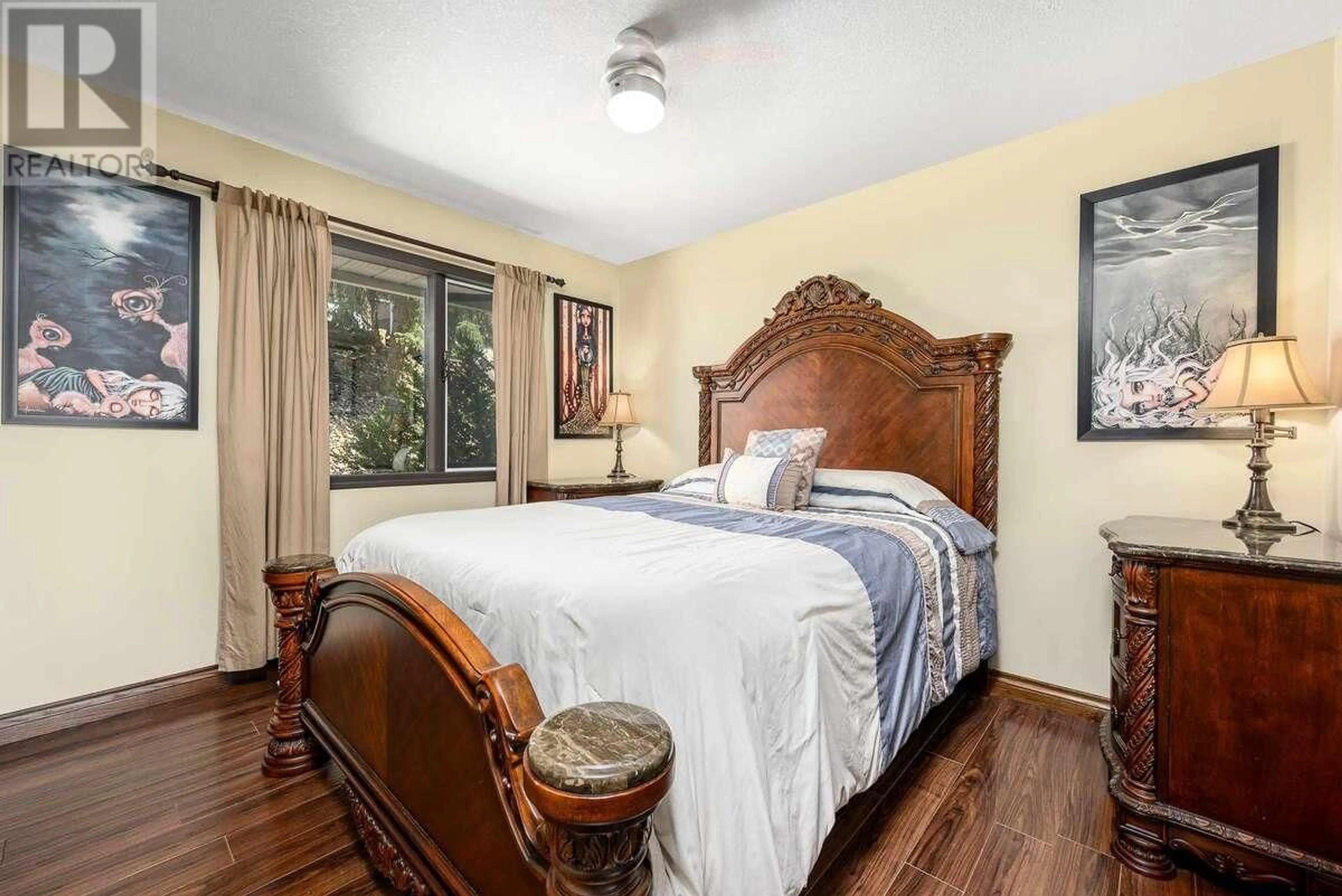 Bedroom with bed, unknown for 7959 TRONSON ROAD, Vernon British Columbia V1T6L7