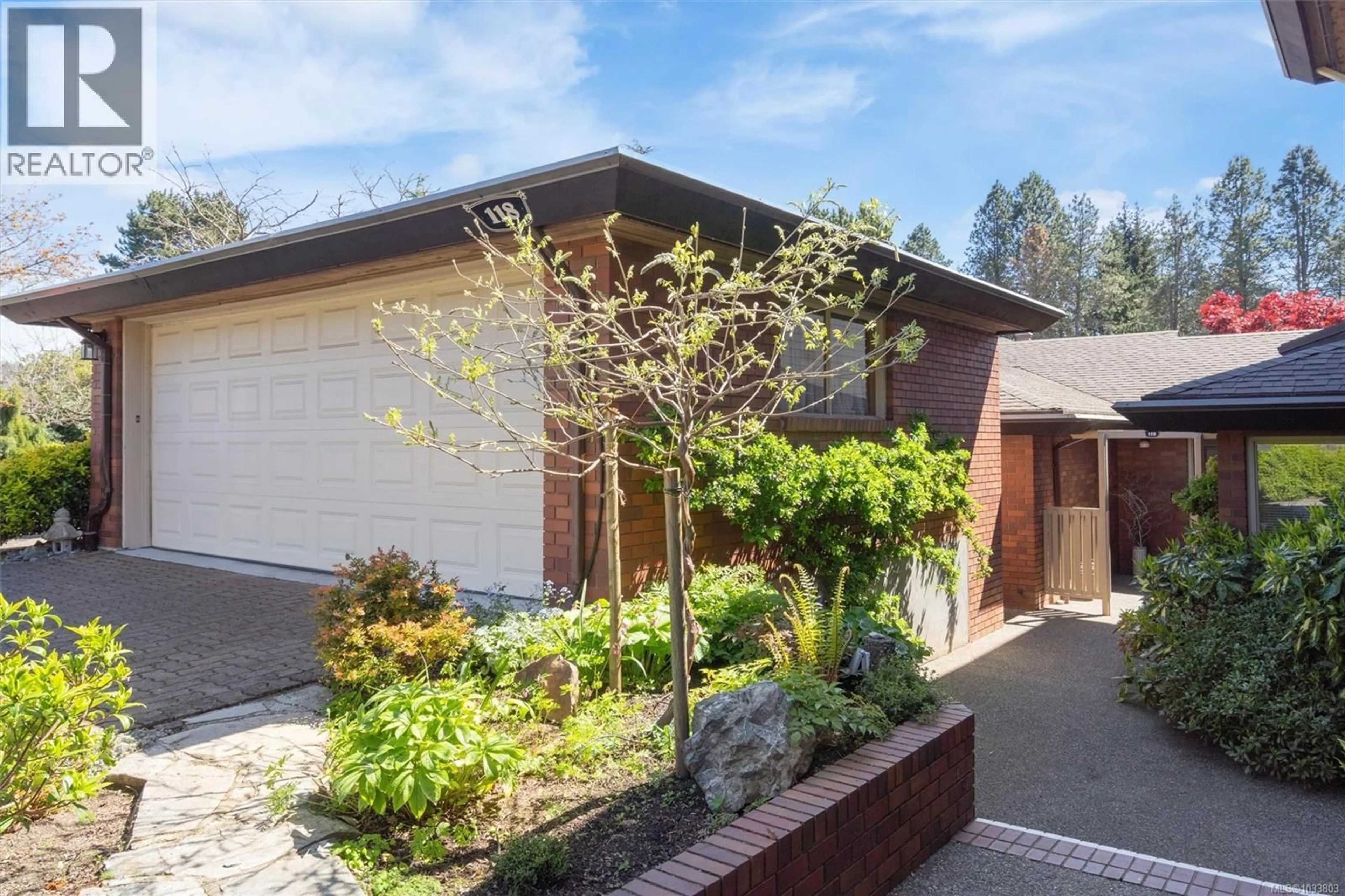 Home with brick exterior material, street for 118 - 2345 CEDAR HILL CROSS ROAD, Oak Bay British Columbia V8P5M8