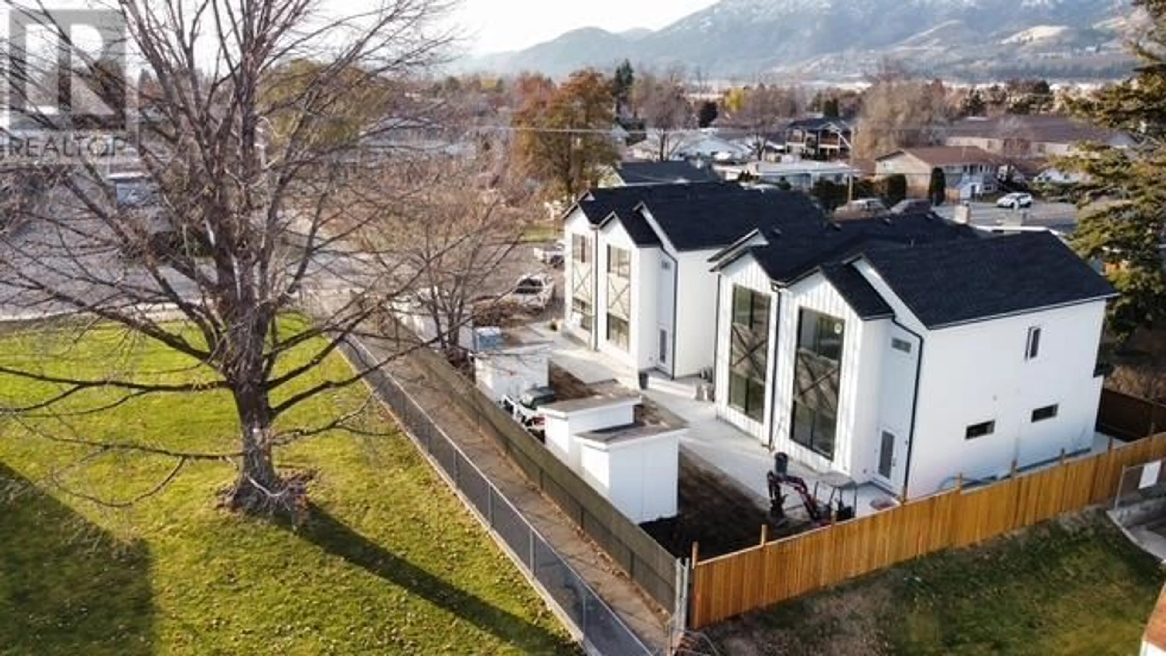 A pic from outside/outdoor area/front of a property/back of a property/a pic from drone, mountain view for 275 Kinney Avenue Unit# 104, Penticton British Columbia V2A3P3