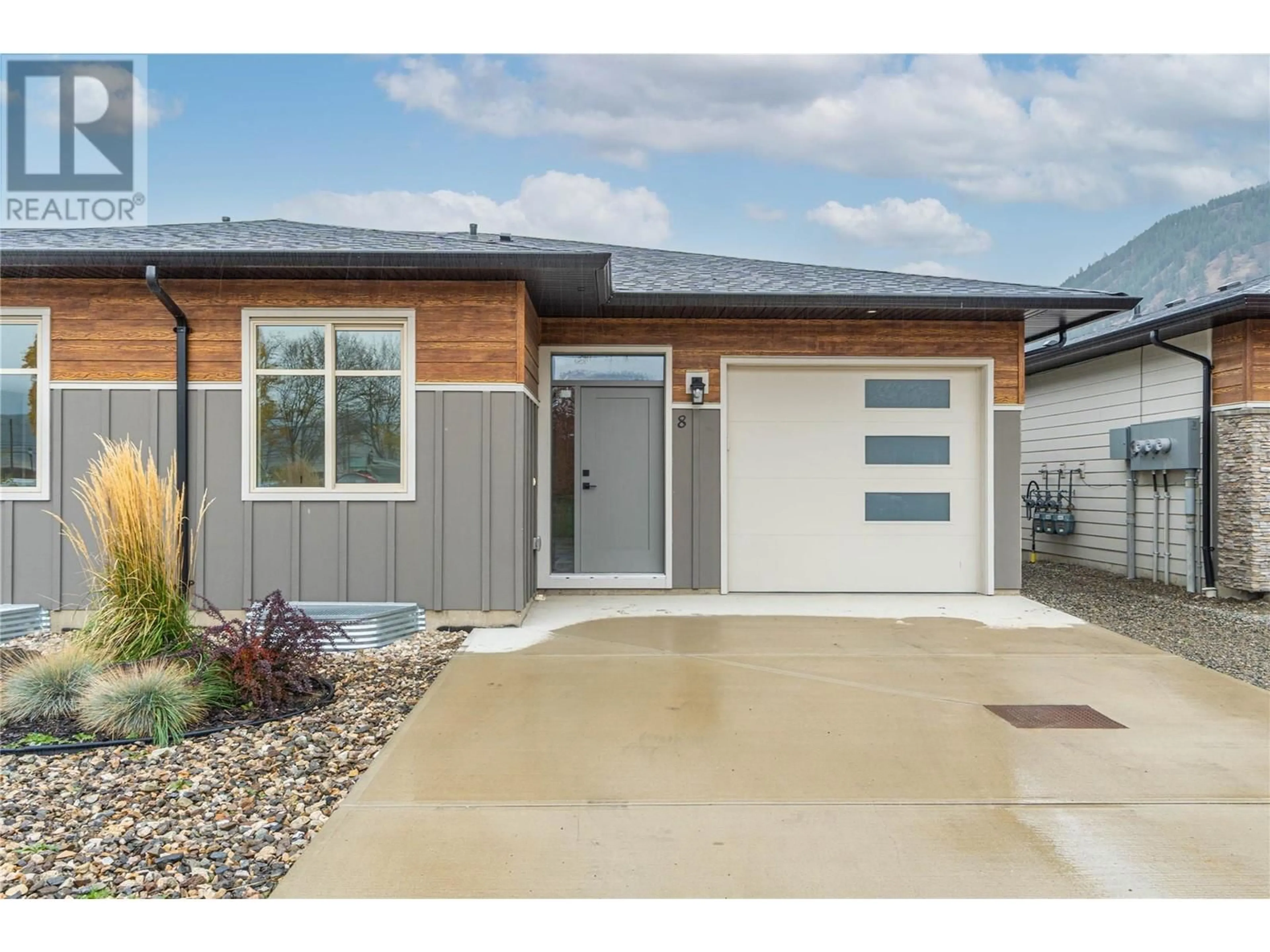 Home with brick exterior material, street for 12 - 220 SHEPHERD ROAD, Chase British Columbia V0E1M0