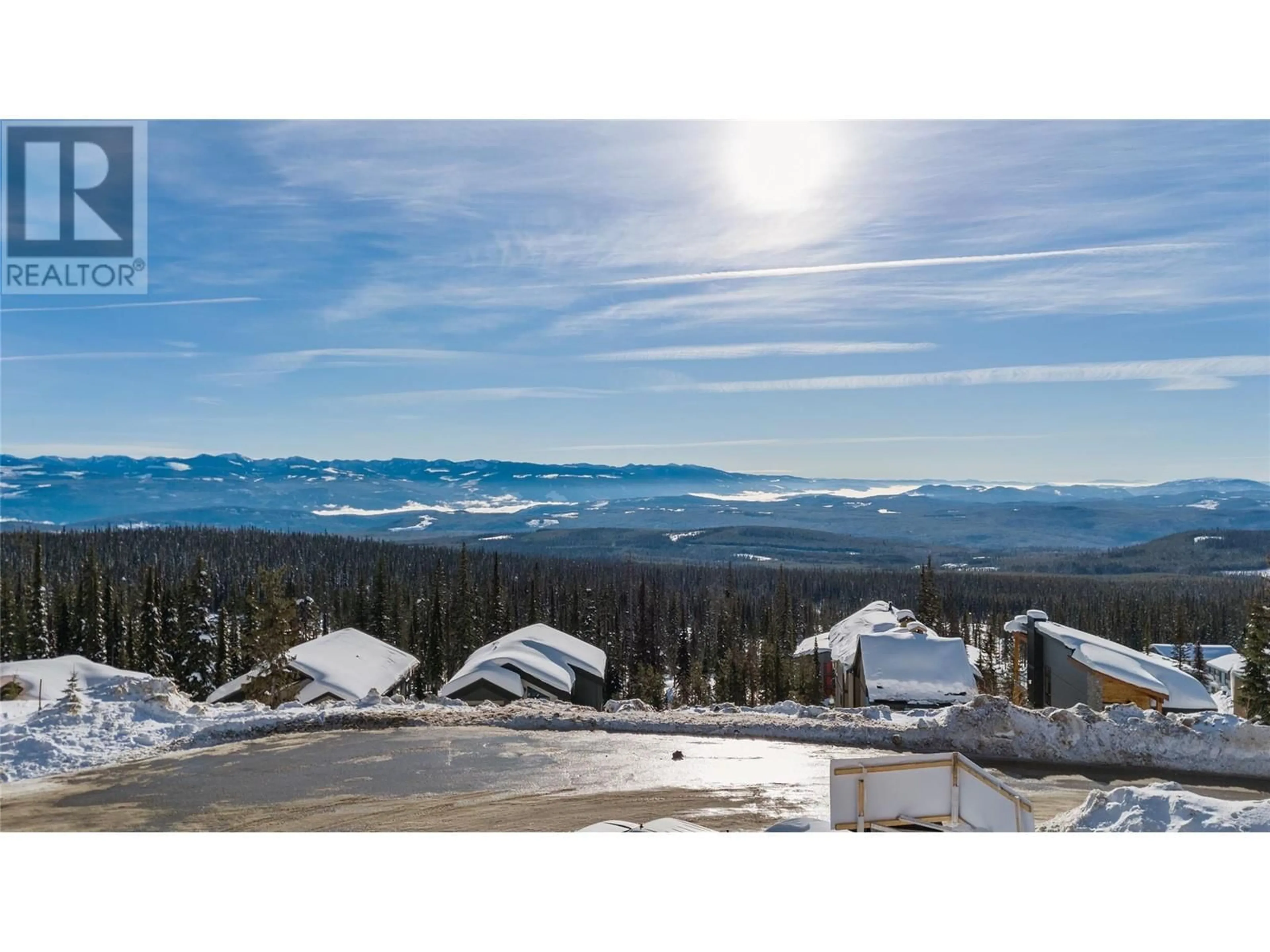A pic from outside/outdoor area/front of a property/back of a property/a pic from drone, mountain view for 87 - 255 FEATHERTOP WAY, Big White British Columbia V1P1P3