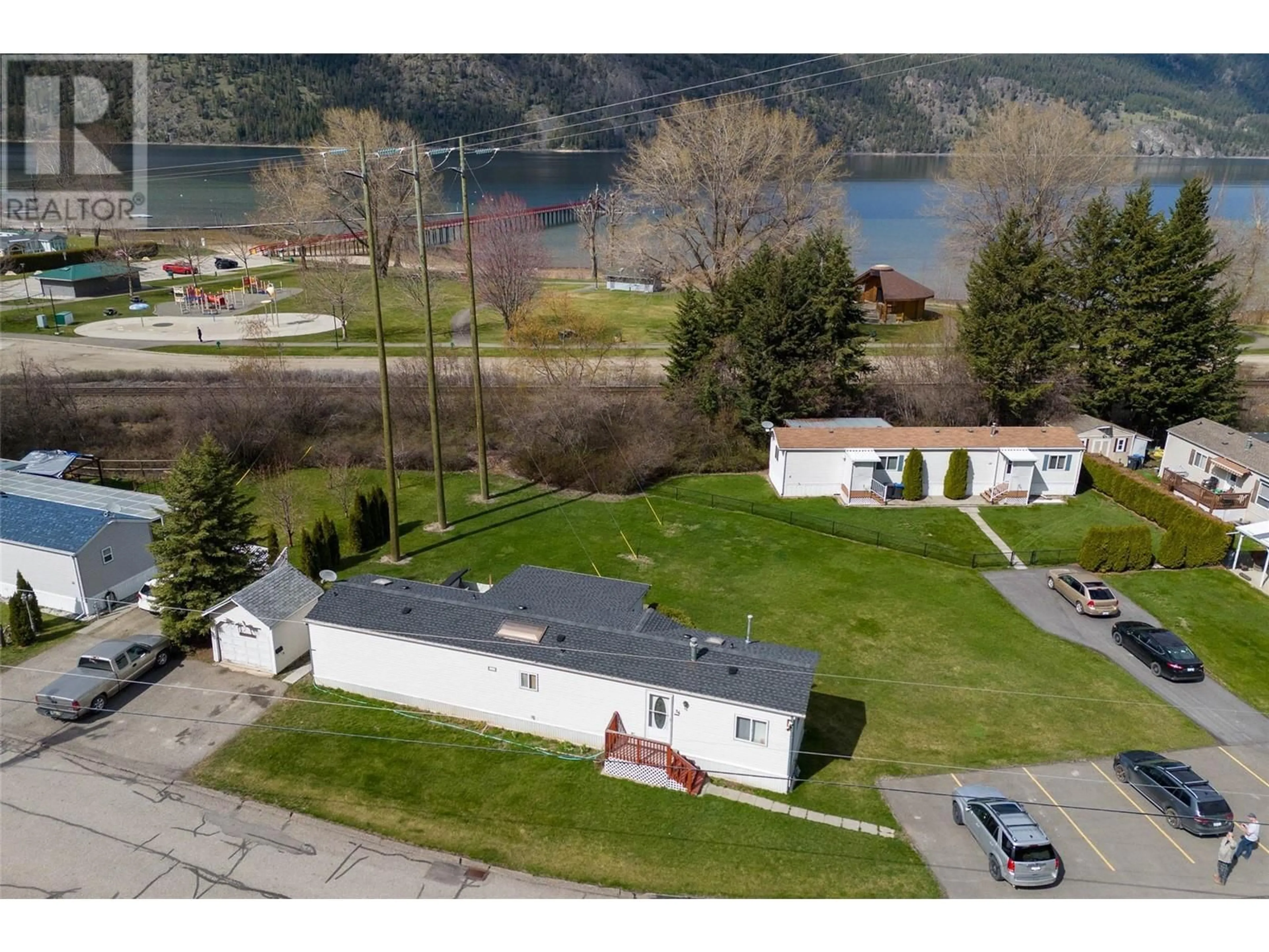 A pic from outside/outdoor area/front of a property/back of a property/a pic from drone, water/lake/river/ocean view for 1250 Hillside Avenue Unit# 36, Chase British Columbia V0E1M0