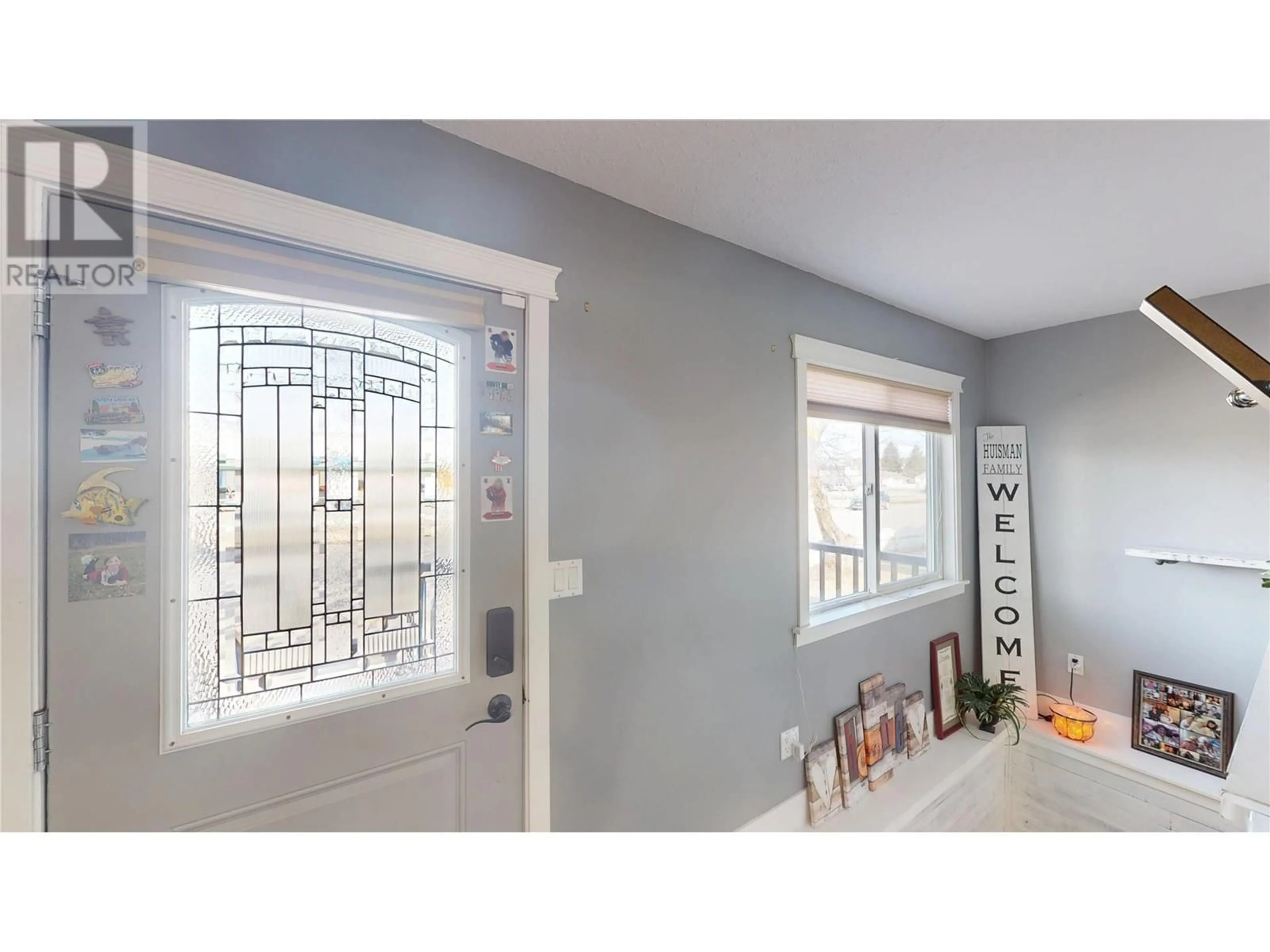 Indoor entryway for 212 16TH AVENUE NORTH, Cranbrook British Columbia V1C3W5