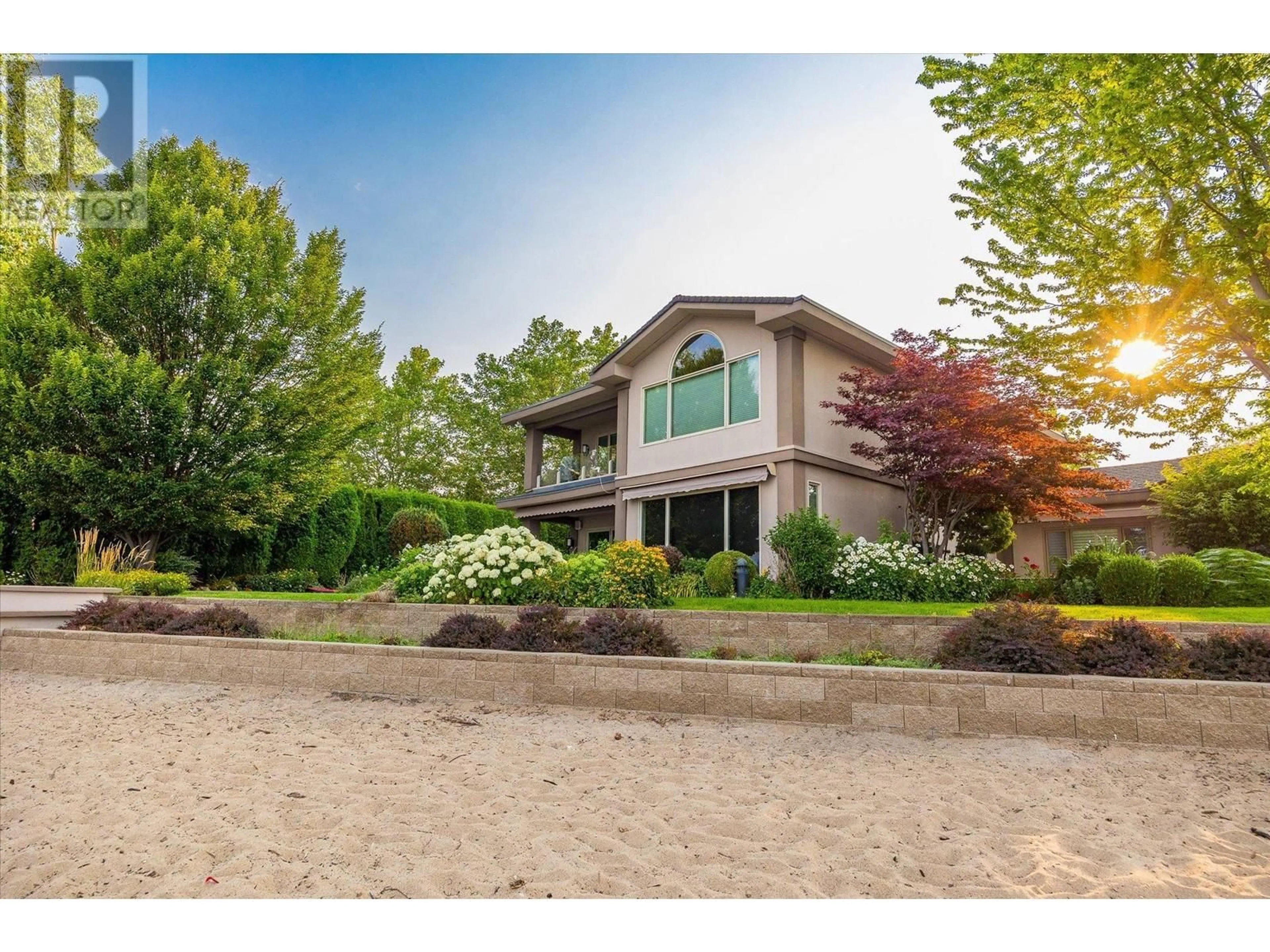 Unknown for 12 - 3300 WATT ROAD, Kelowna British Columbia V1W3C8