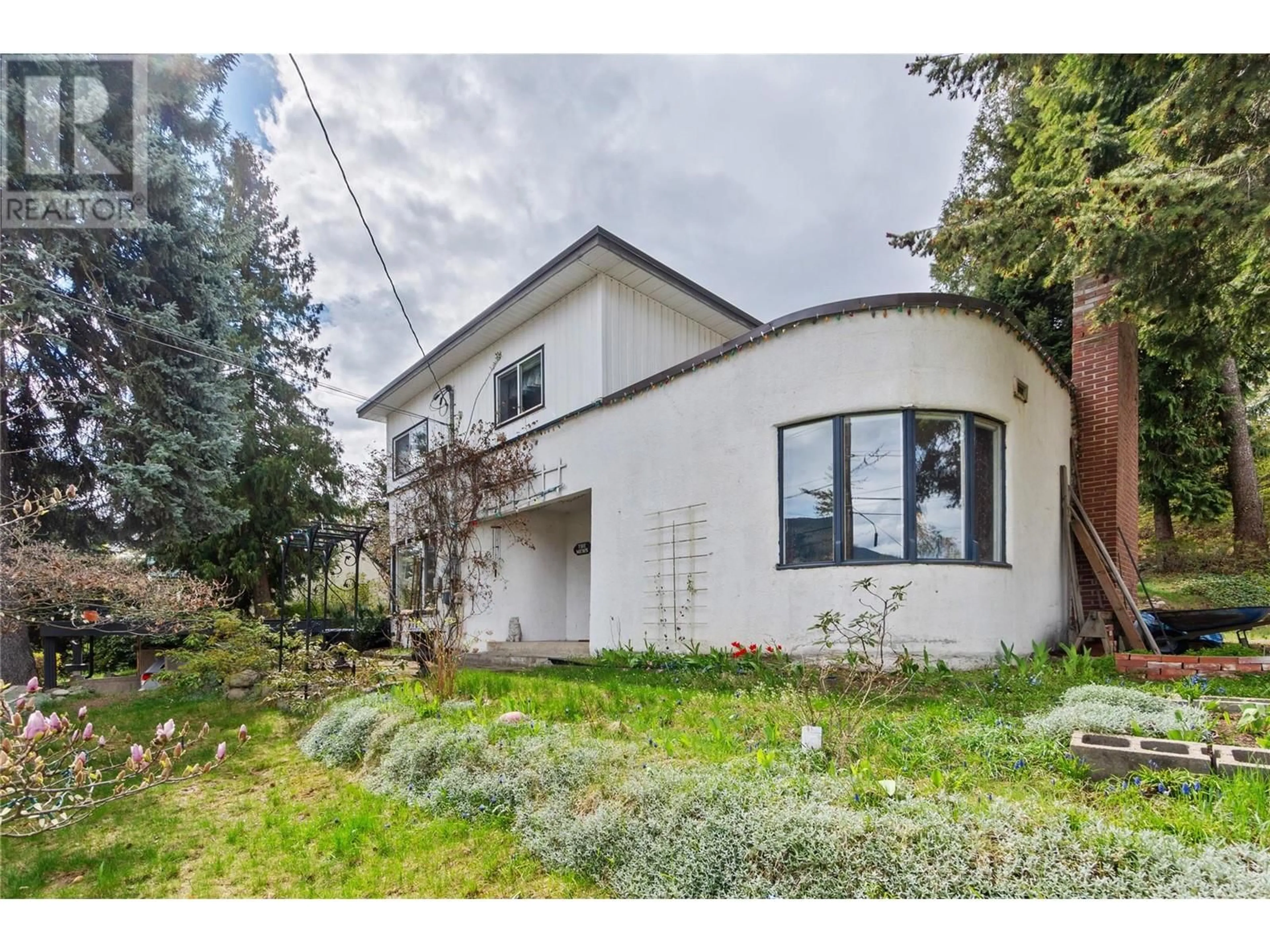 Unknown for 2612 COLUMBIA AVENUE, Castlegar British Columbia V1N3K1