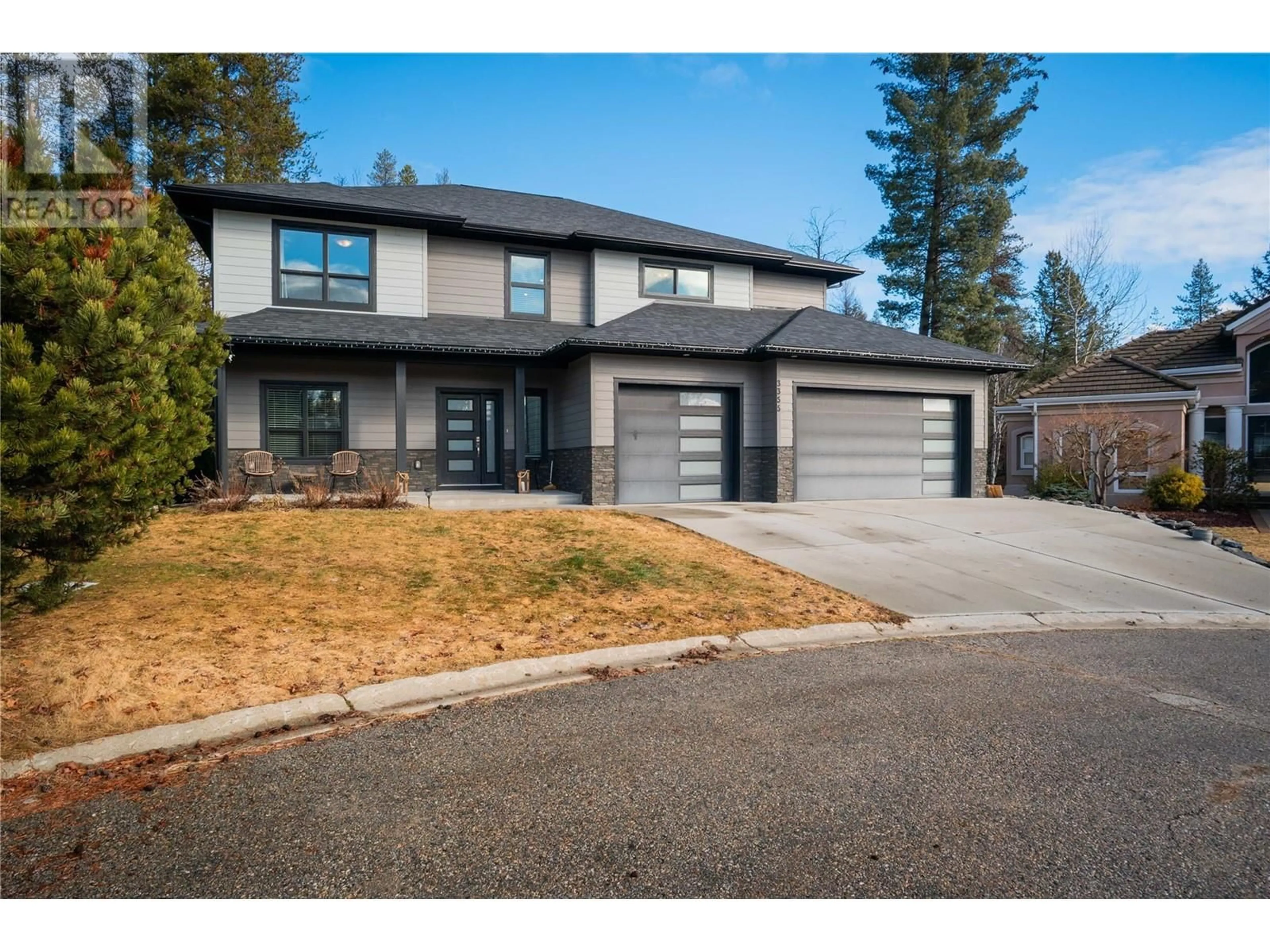 Home with brick exterior material, street for 3355 SOUTHRIDGE Drive, Castlegar British Columbia V1N4G1