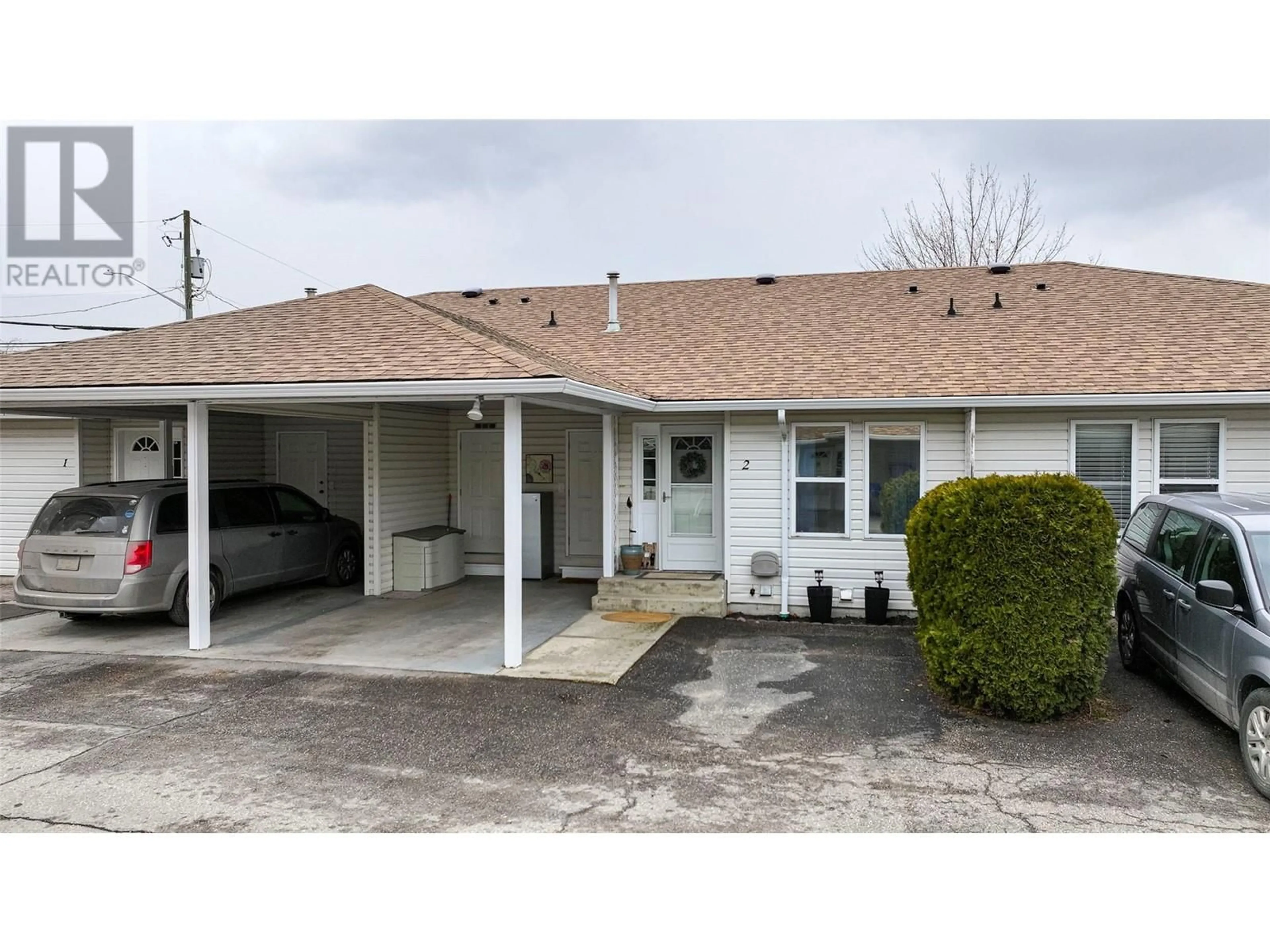 Indoor garage for 2 - 501 KILDONAN AVENUE, Enderby British Columbia V0E1V2