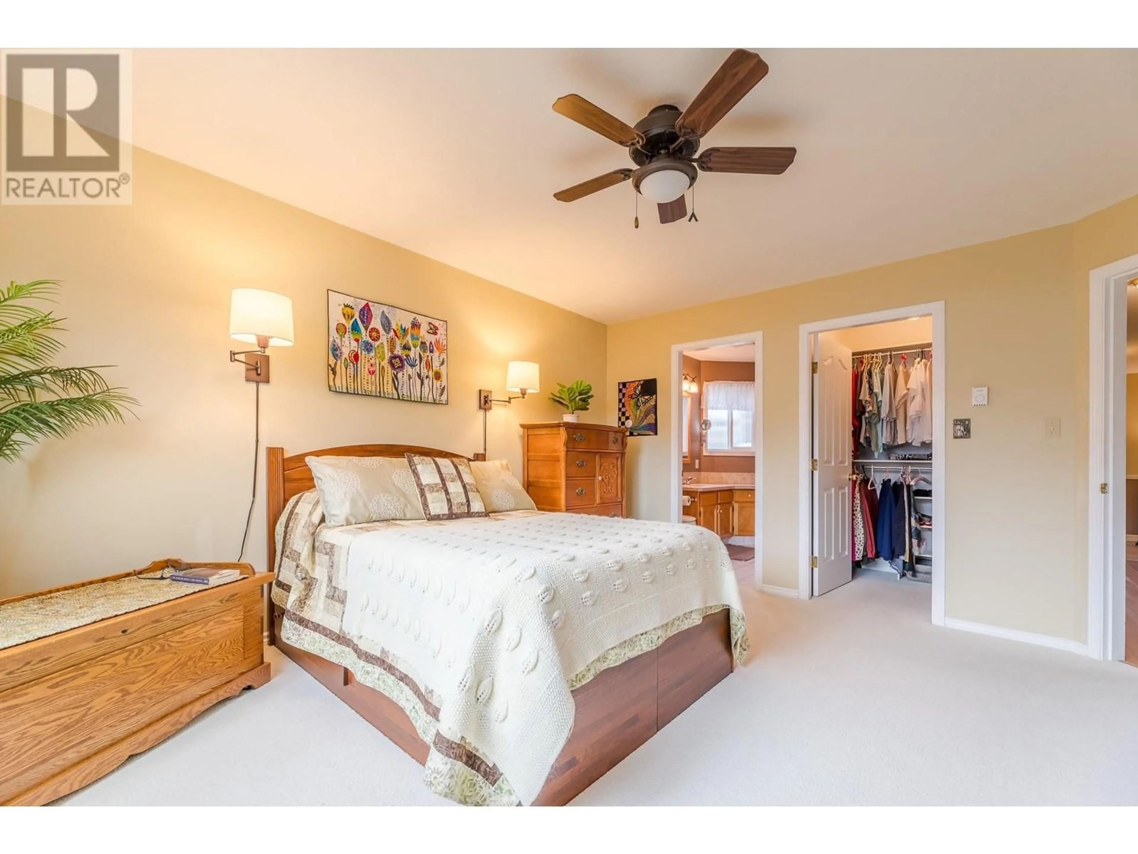 Bedroom with bed, unknown for 105-62 Dauphin Avenue, Penticton British Columbia V2A6V8