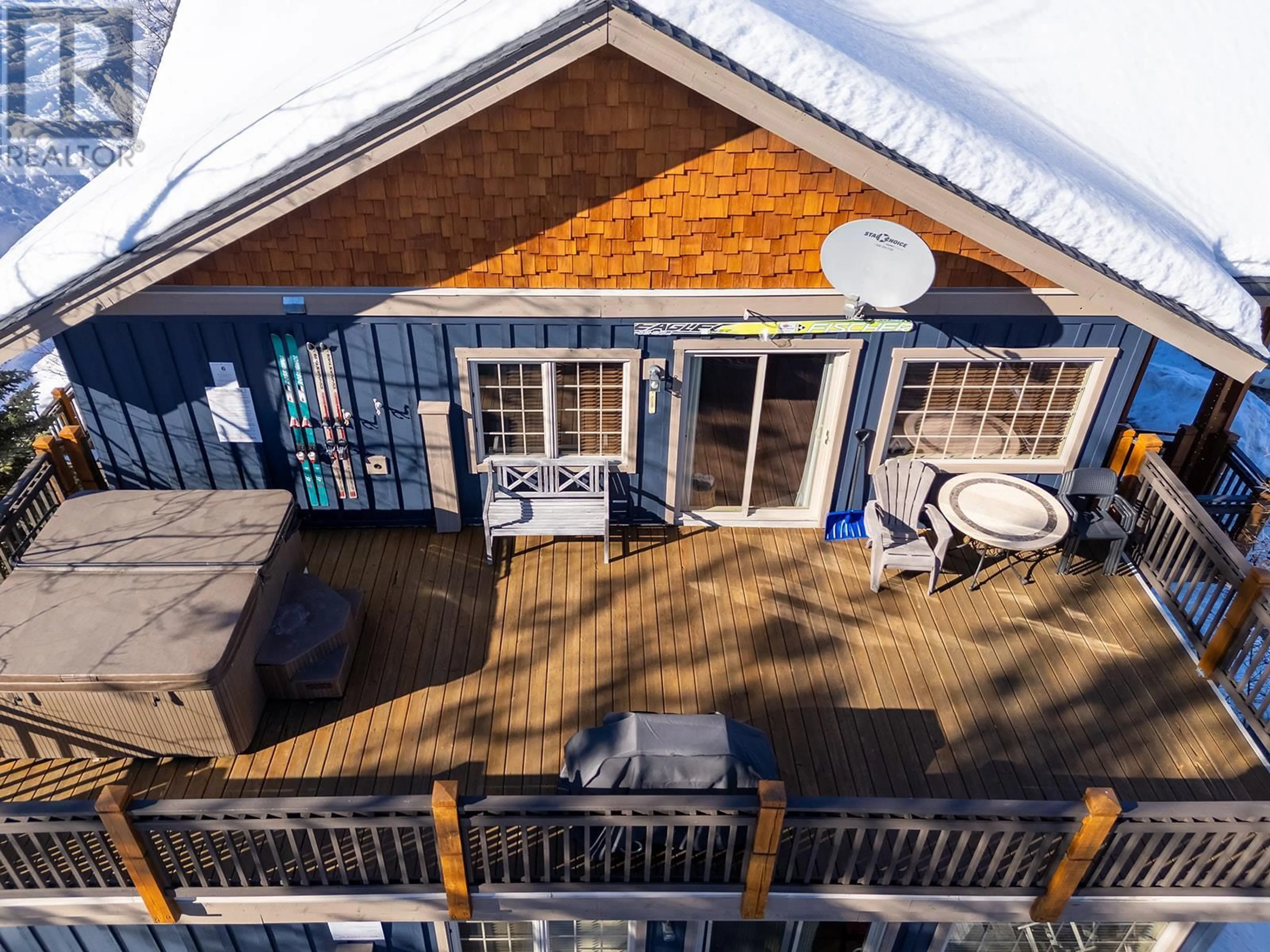 A pic from outside/outdoor area/front of a property/back of a property/a pic from drone, water/lake/river/ocean view for 5 - 1338 KAUFMANN VIEW, Golden British Columbia V0A1H2