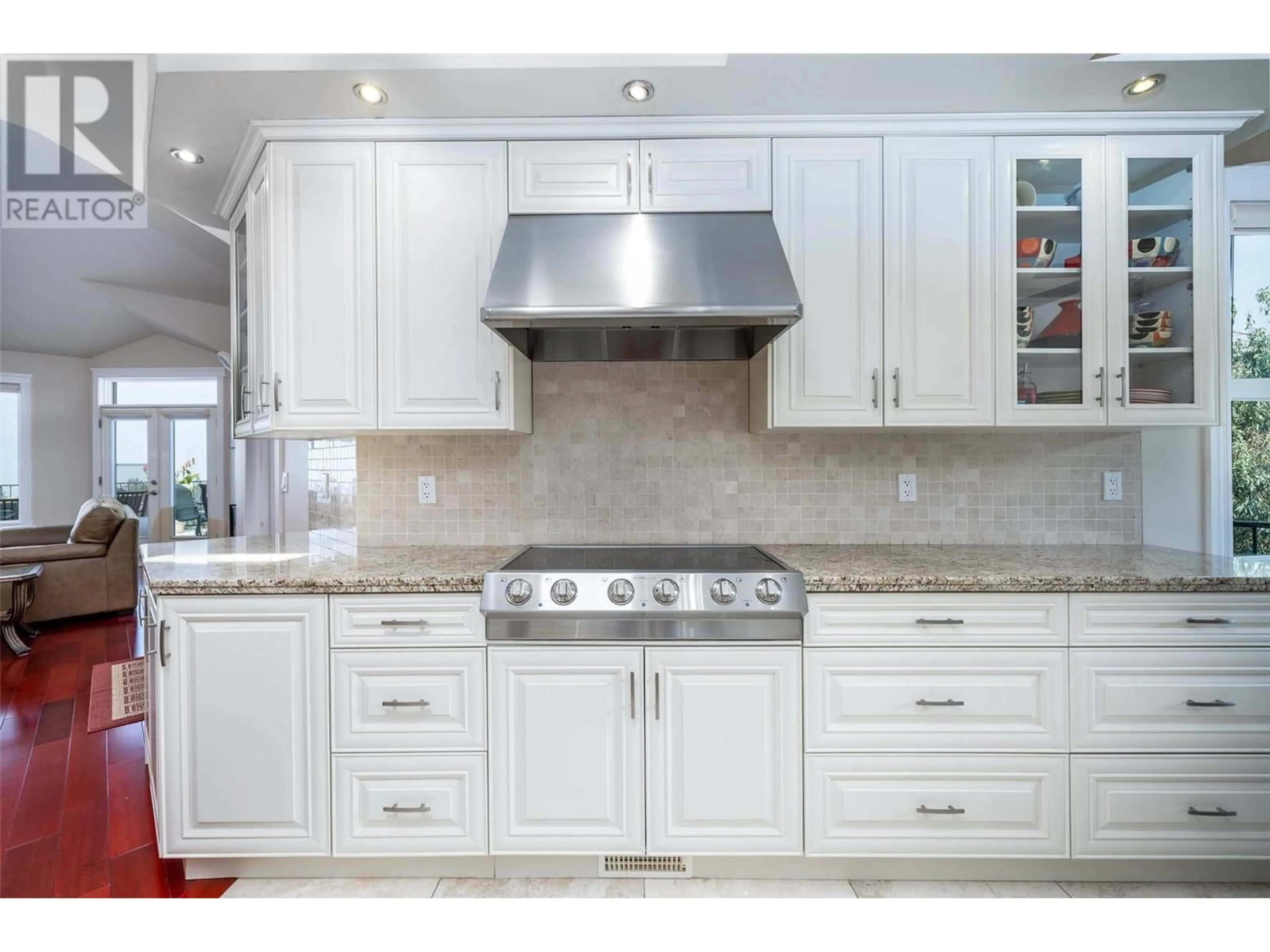 Contemporary kitchen, ceramic/tile floor for 375 TRUMPETER COURT, Kelowna British Columbia V1W5J4